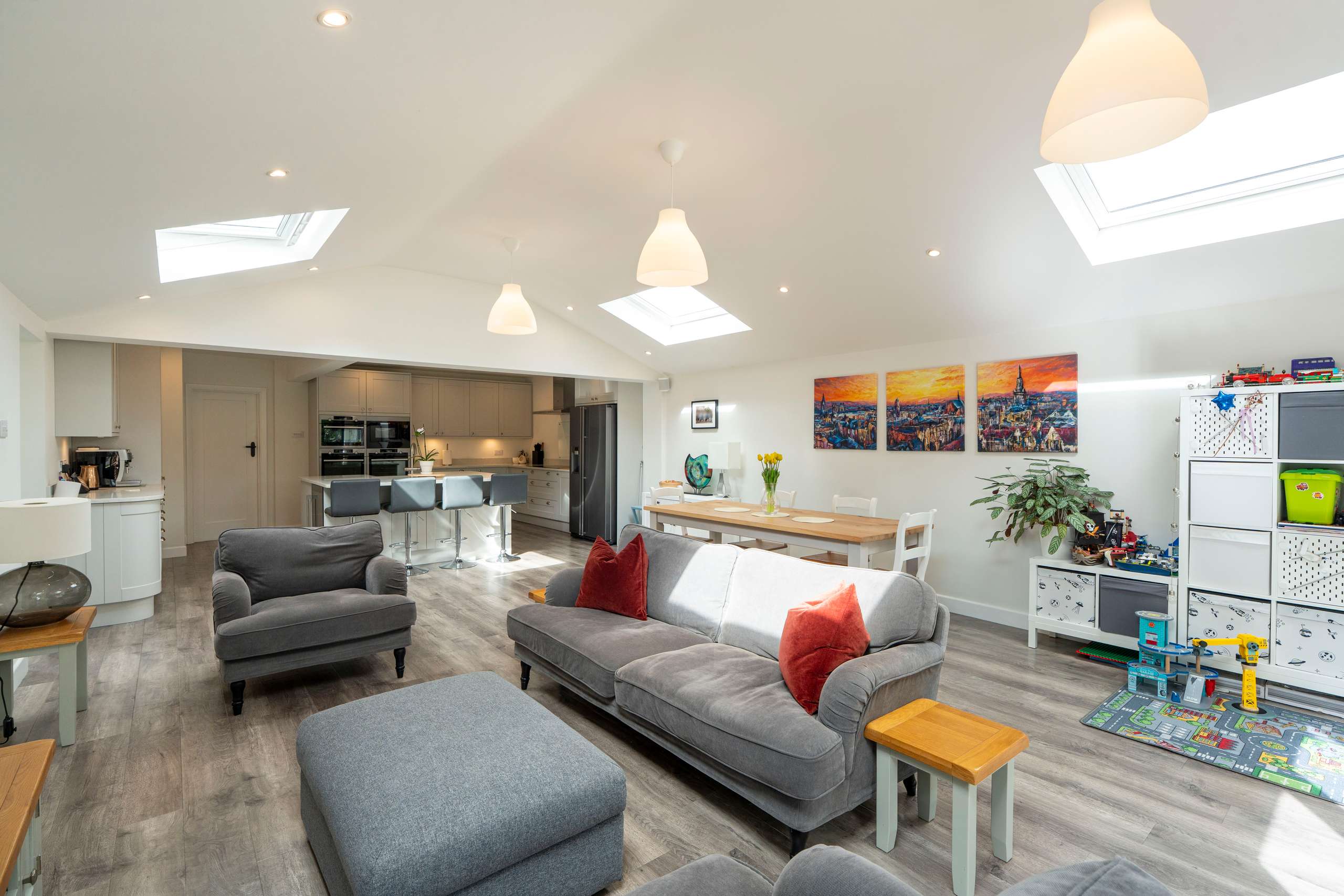 Reception/Living Area