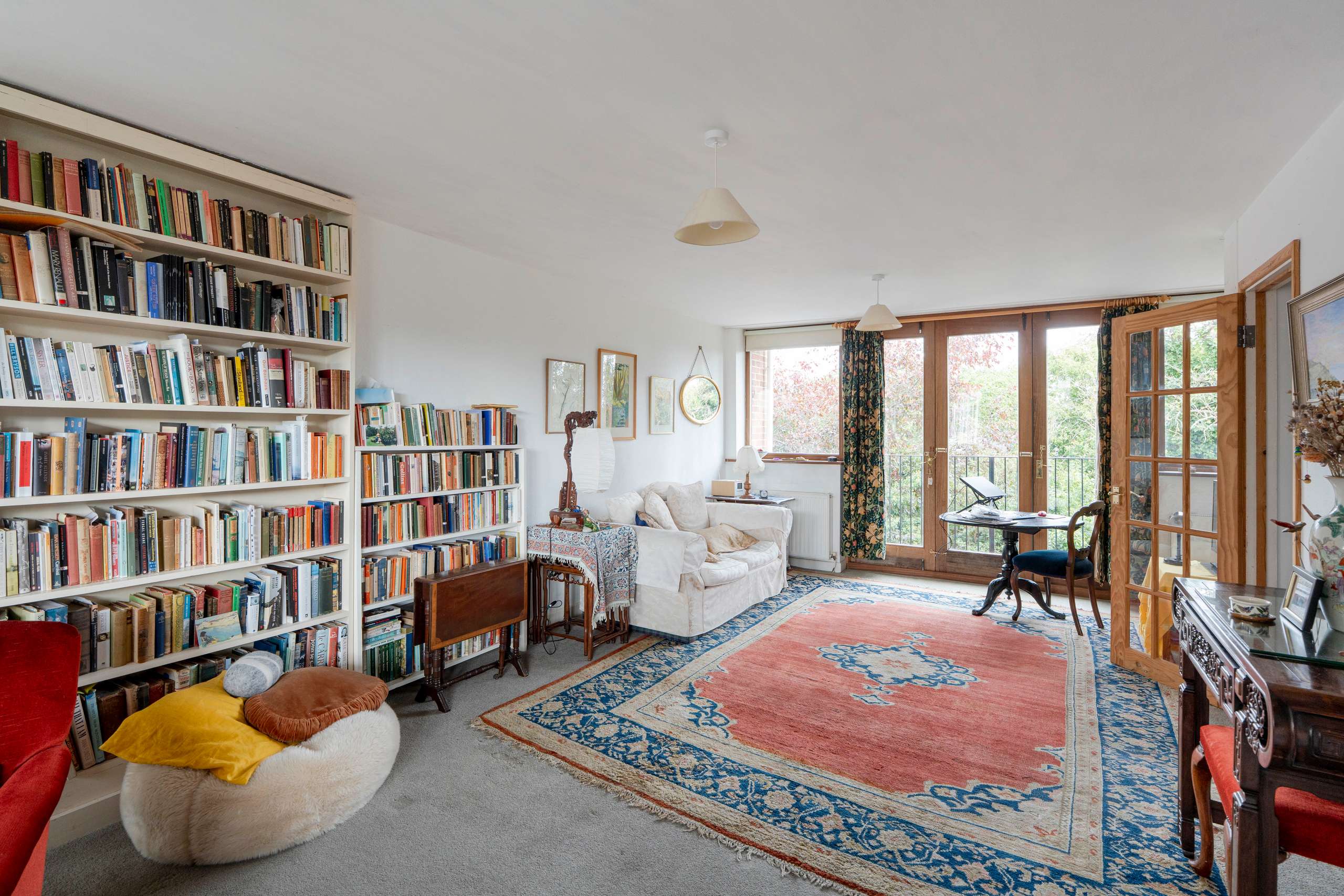 First Floor Reception