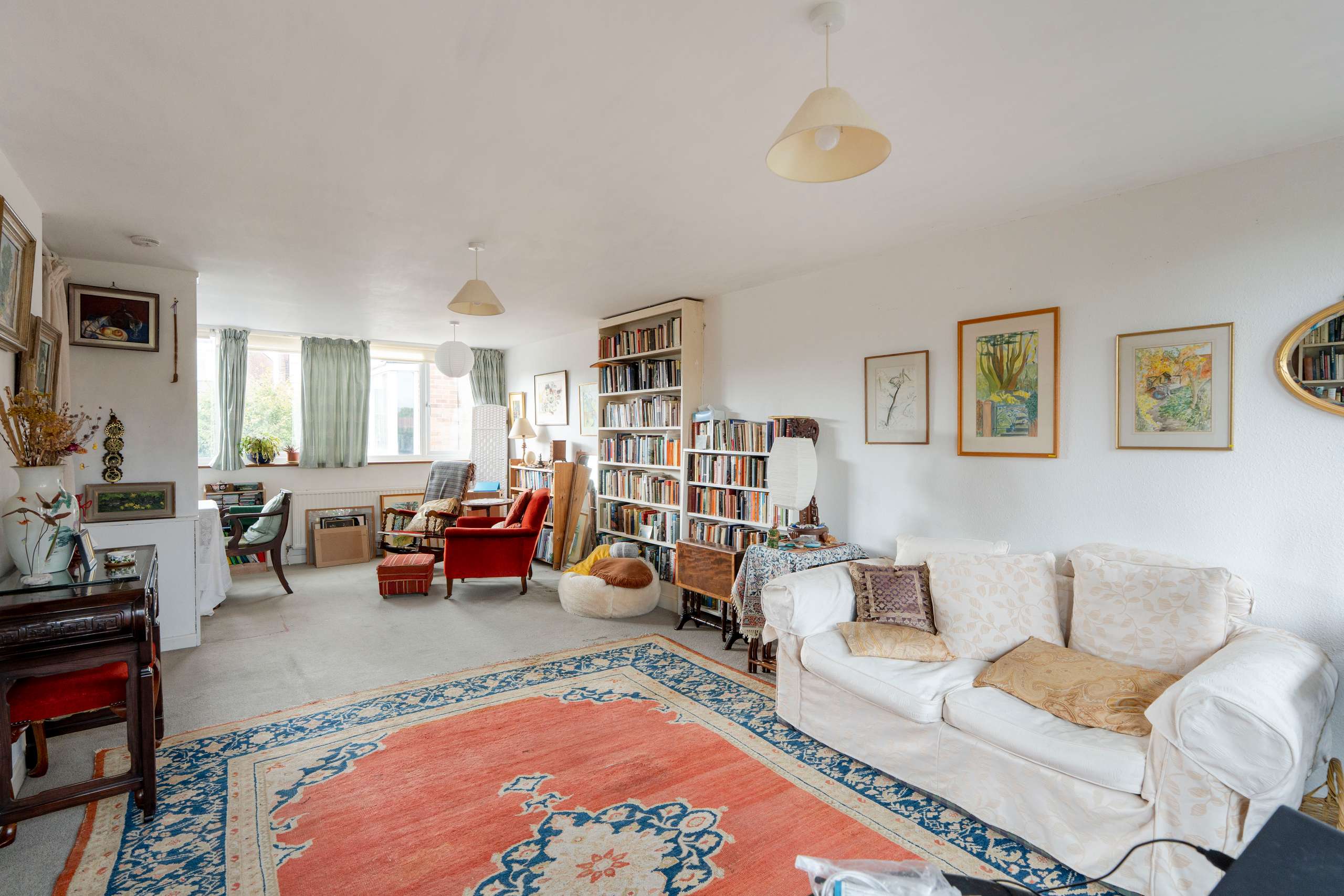 First Floor Reception