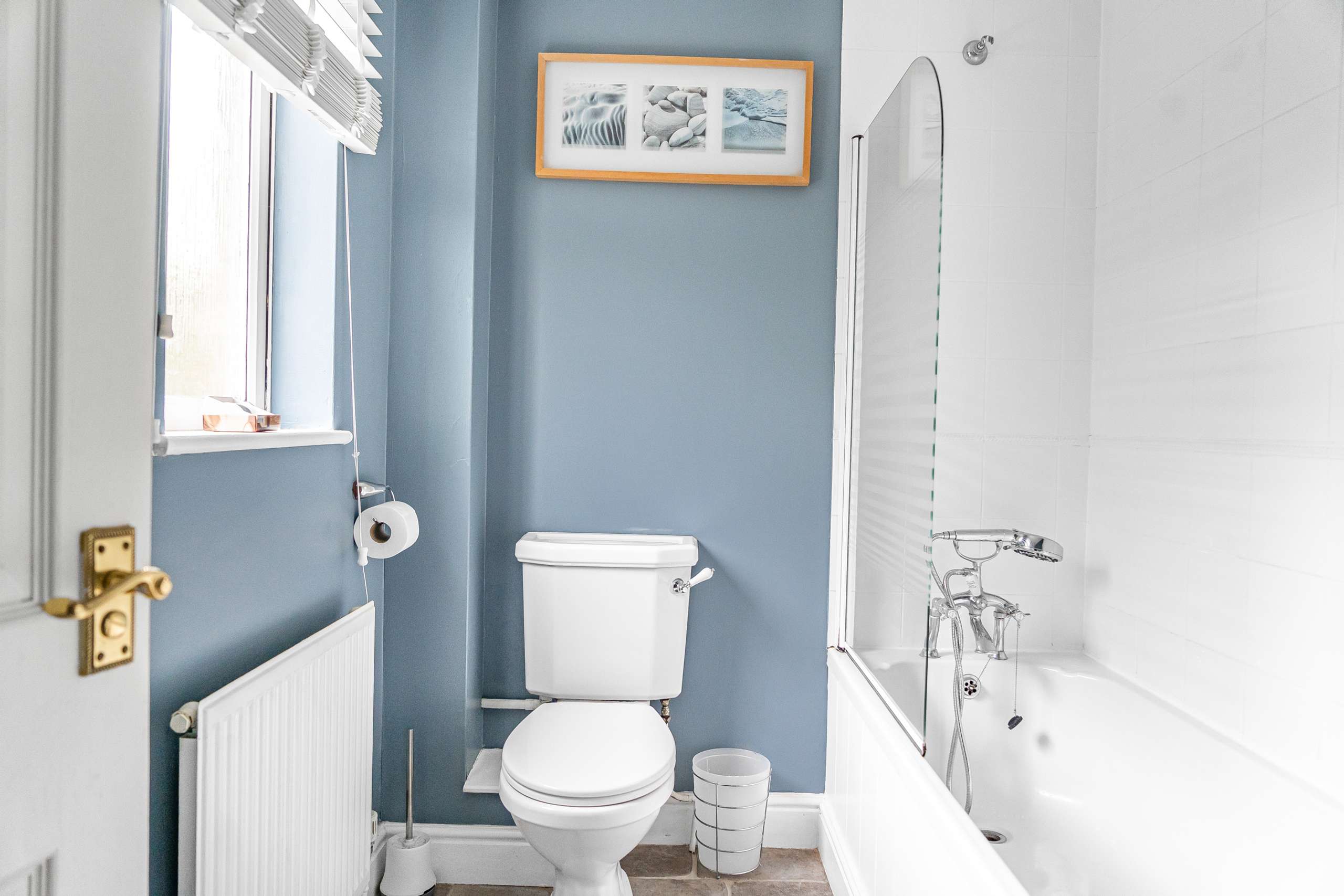 Ensuite to Bedroom One