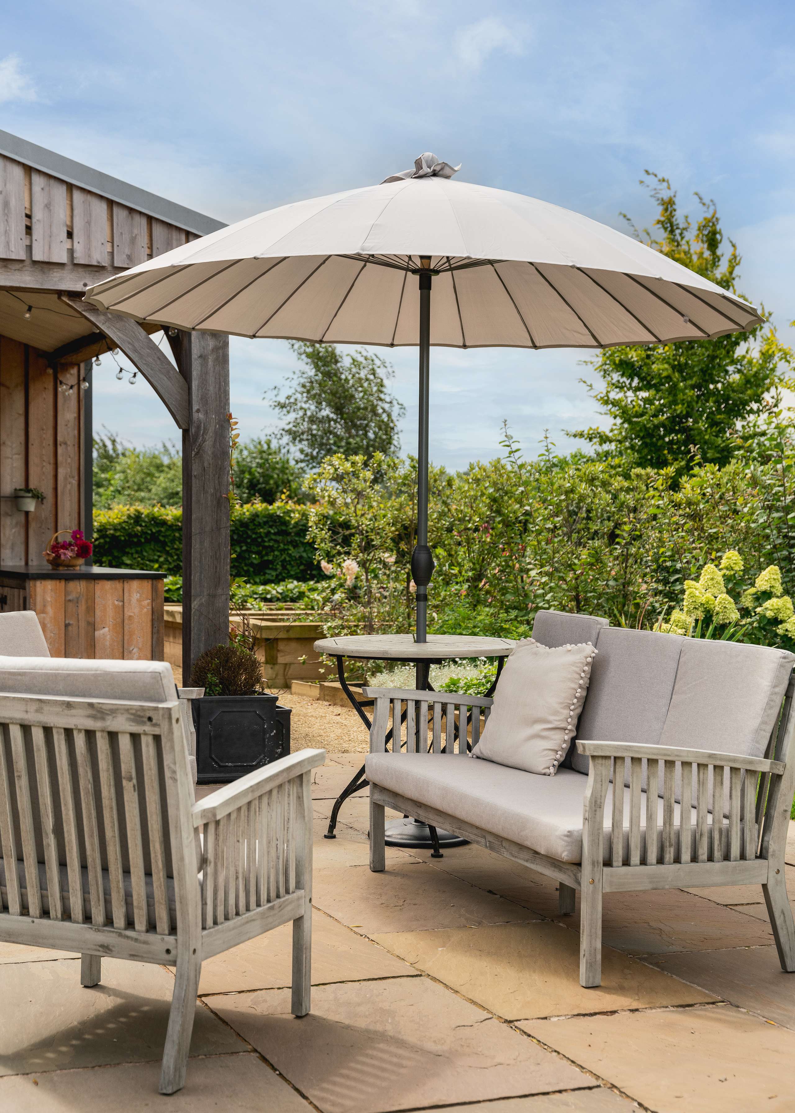 BBQ / outdoor seating