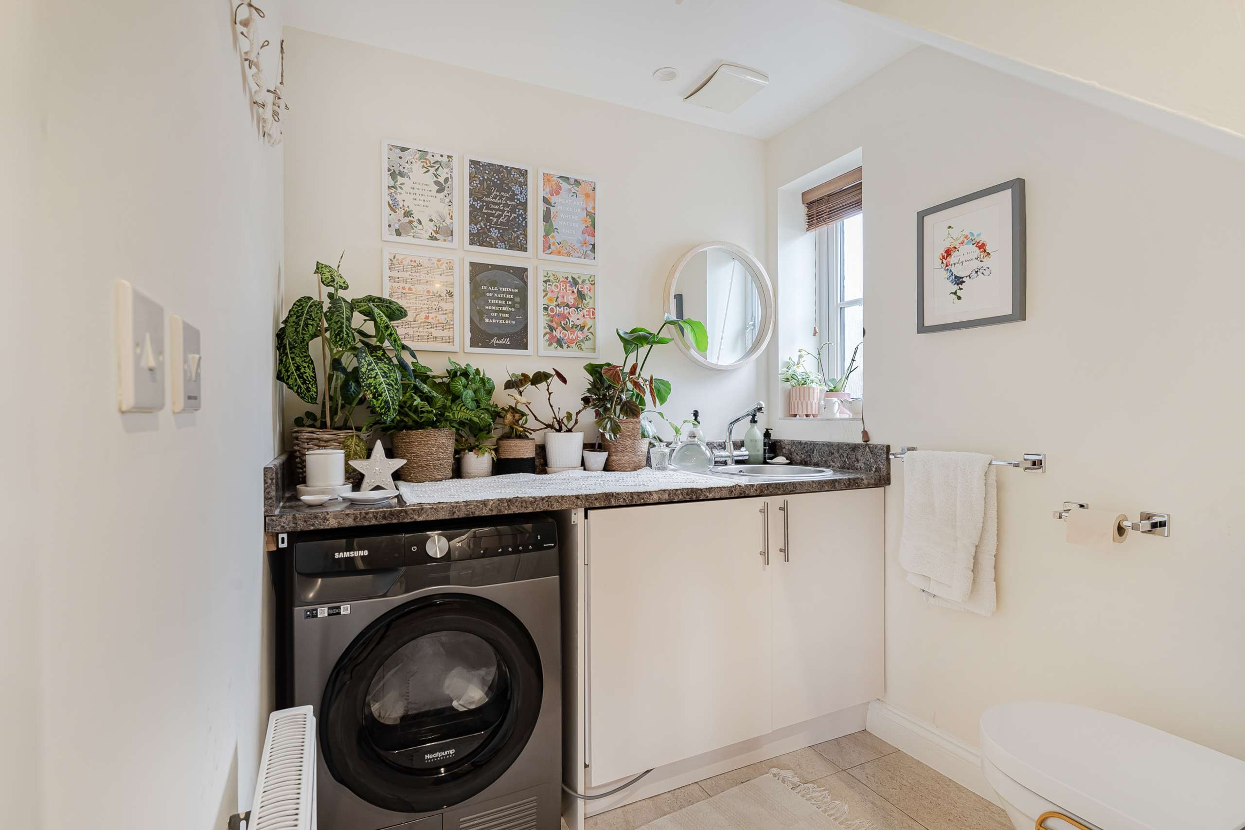 Cloakroom/Utility Area