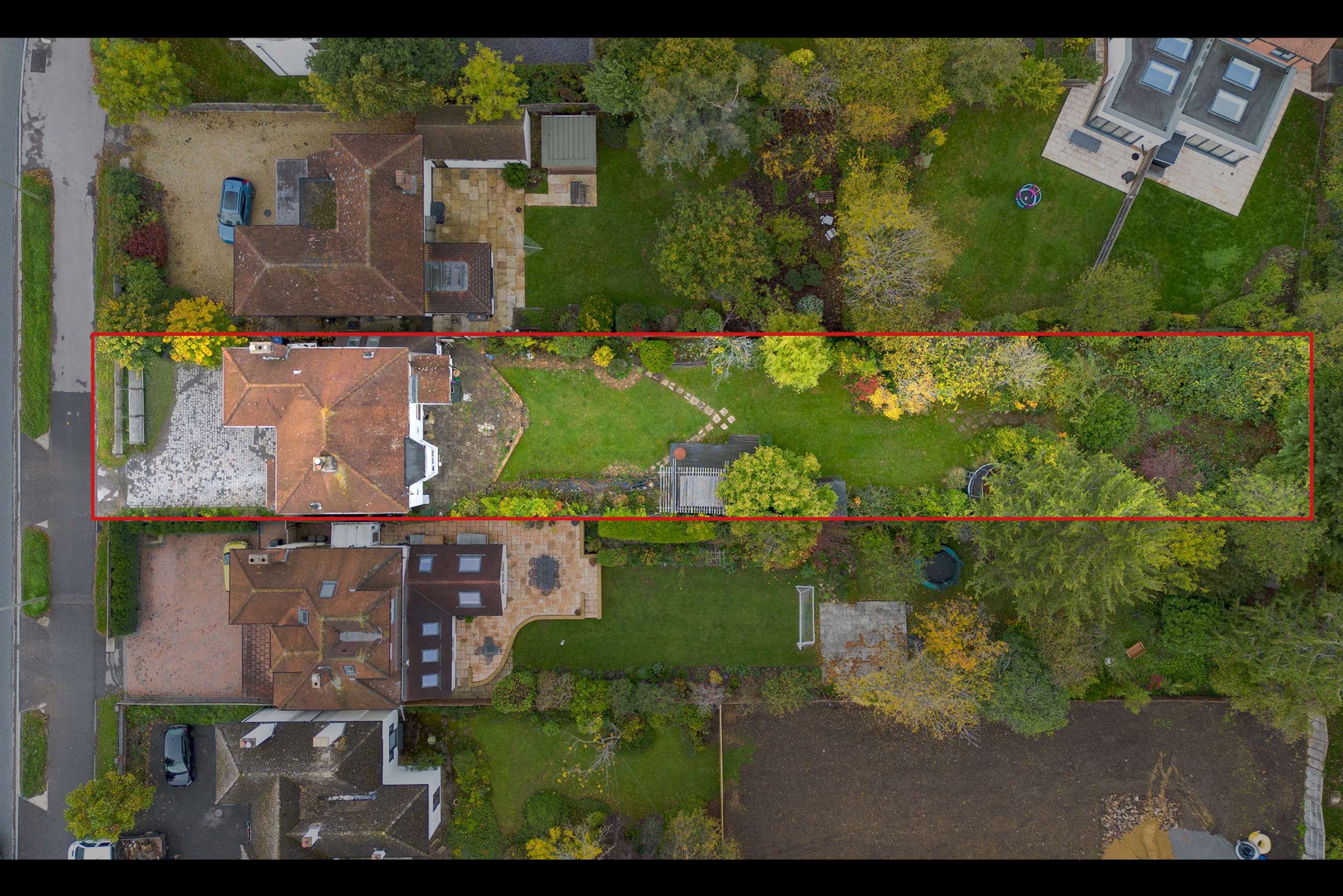 Elsfield Way - Plot Outline