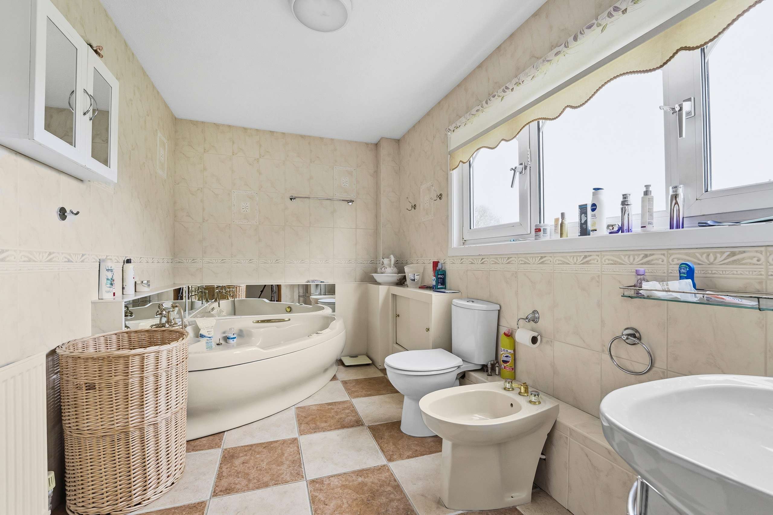 First Floor Bathroom