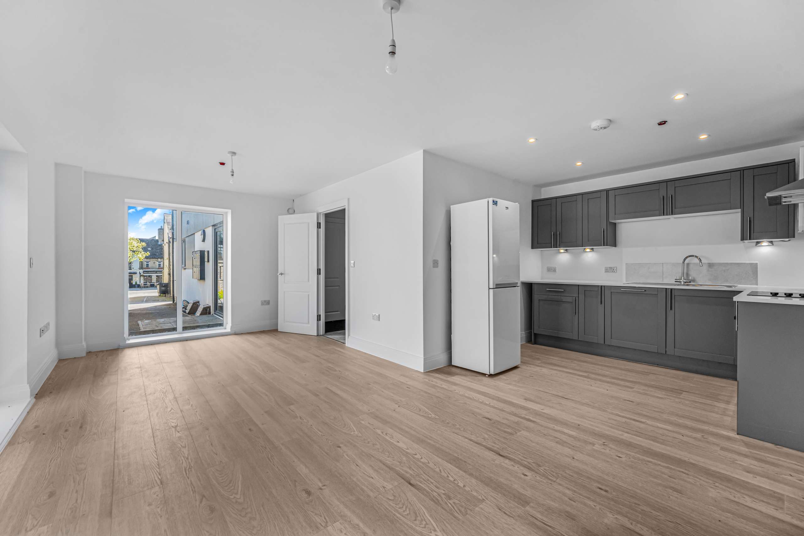 Kitchen/Living Area