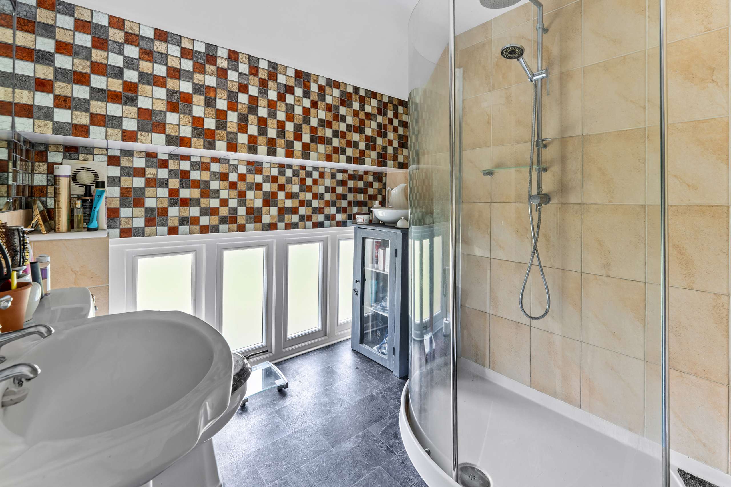 Ensuite Shower Room