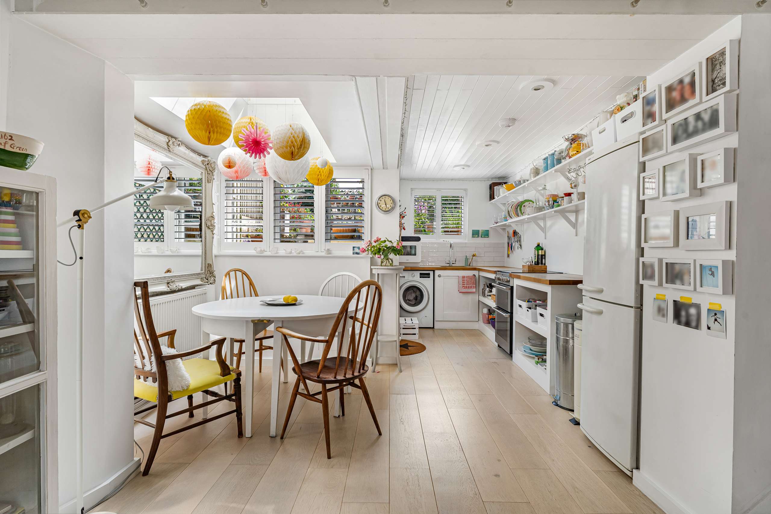Kichen/Dining Area