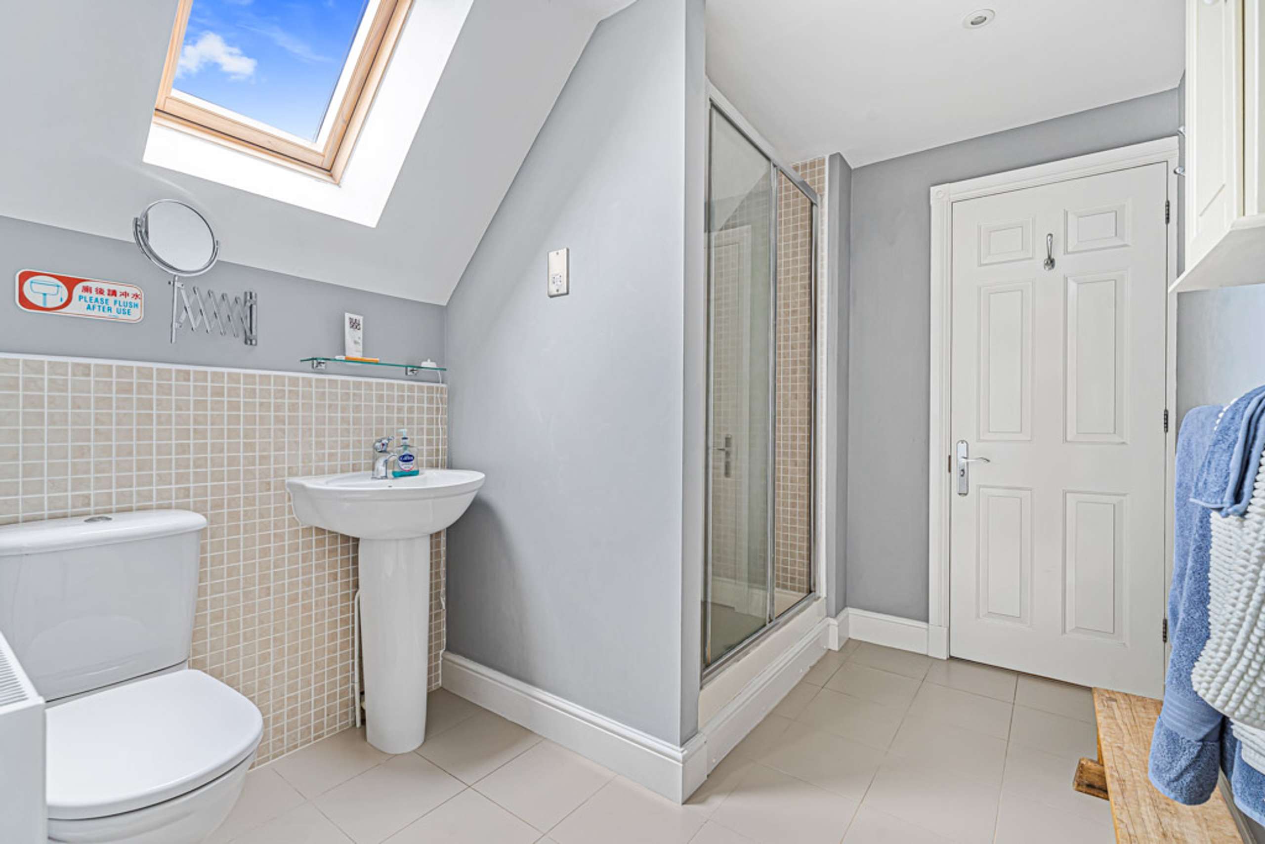 S/F Jack n Jill Shower Room