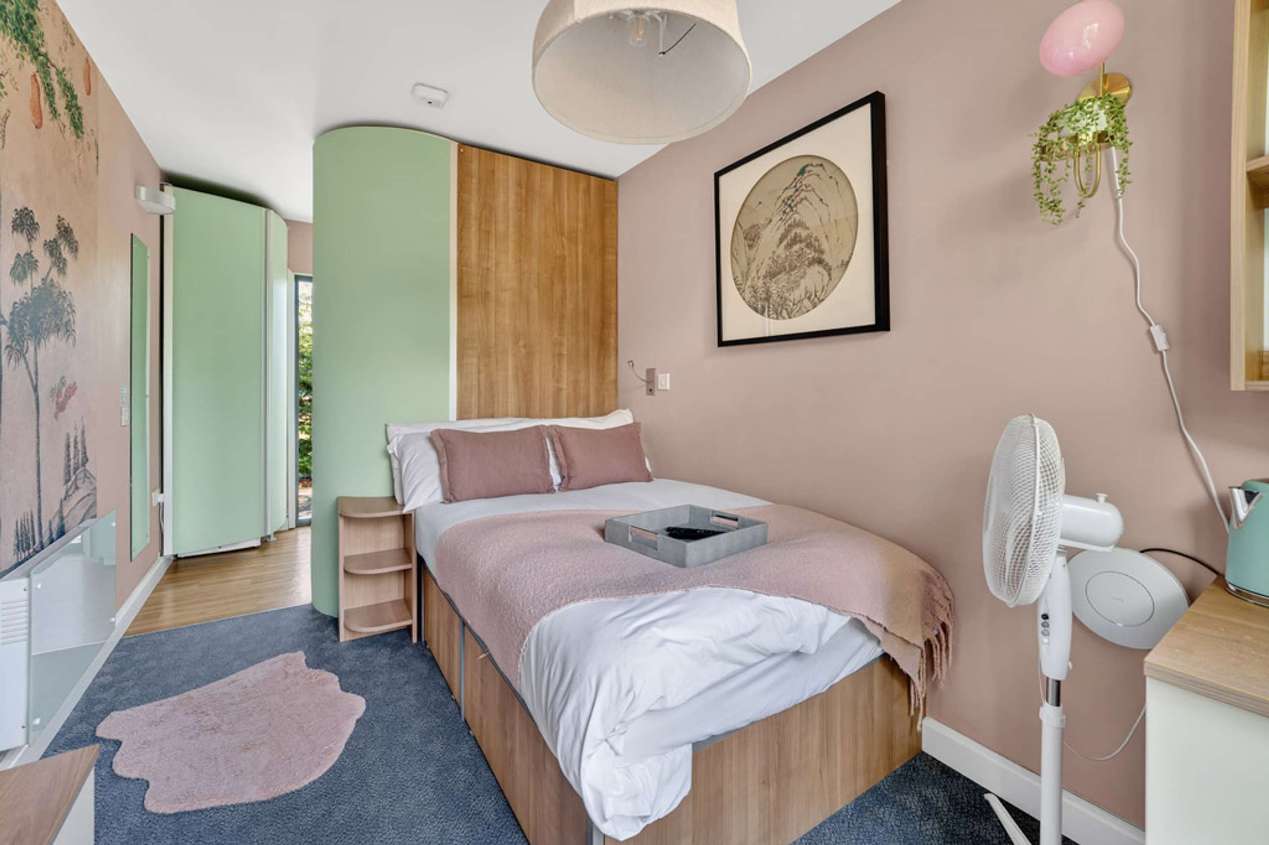 Tavellers Tales Air BnB