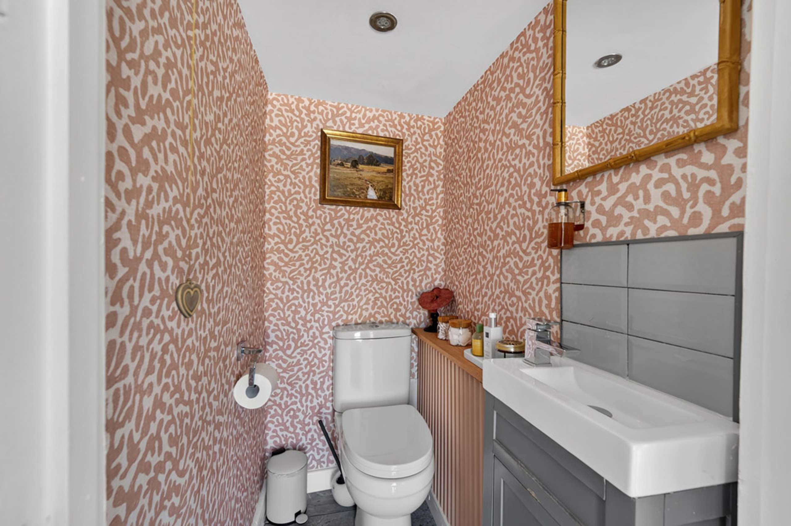 The Lodge - Annexe WC