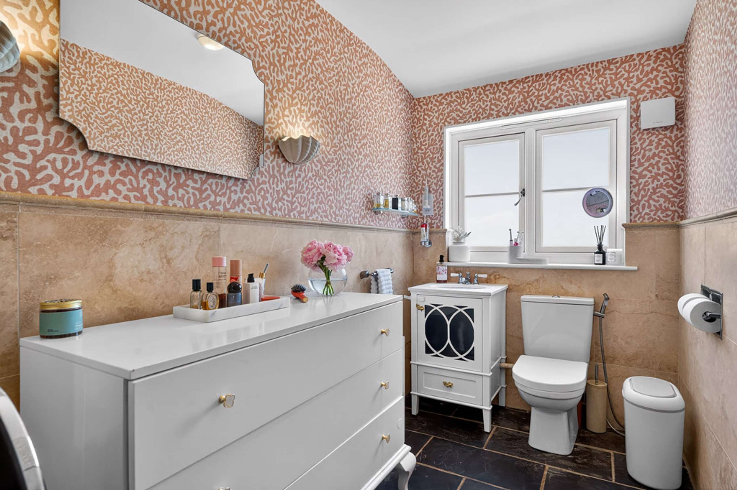 Peartree Bathroom