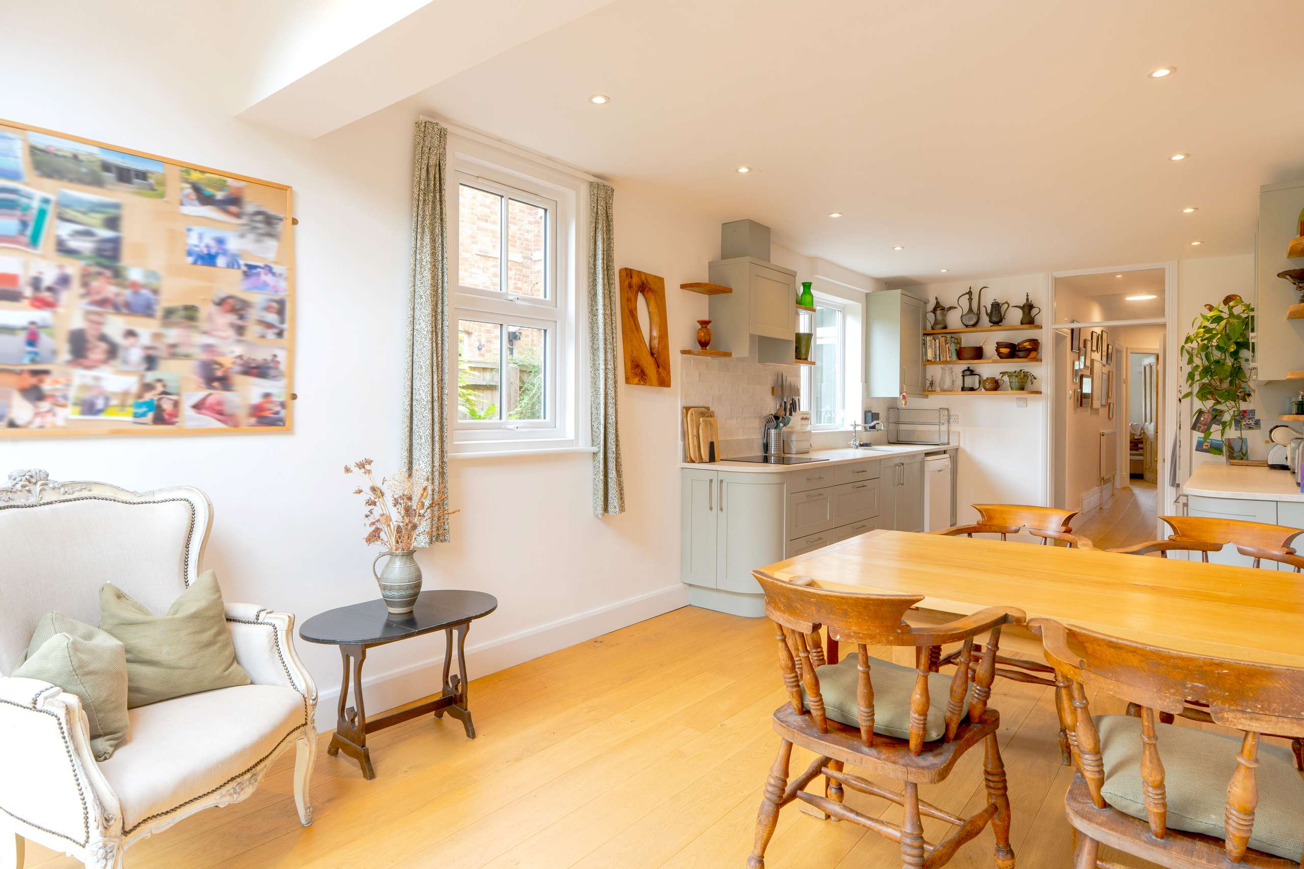 Kitchen/Dining