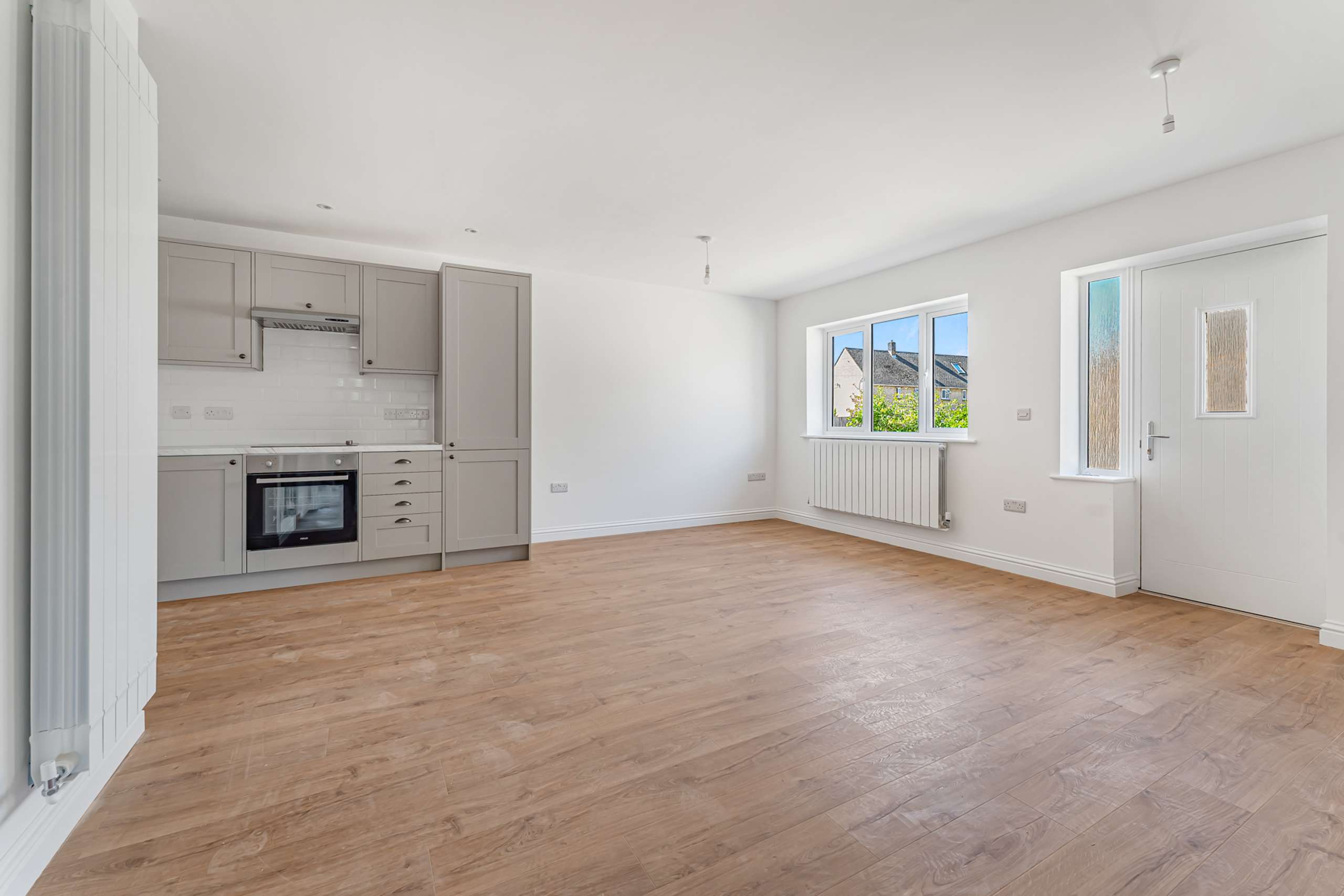 Living/Kitchen Area