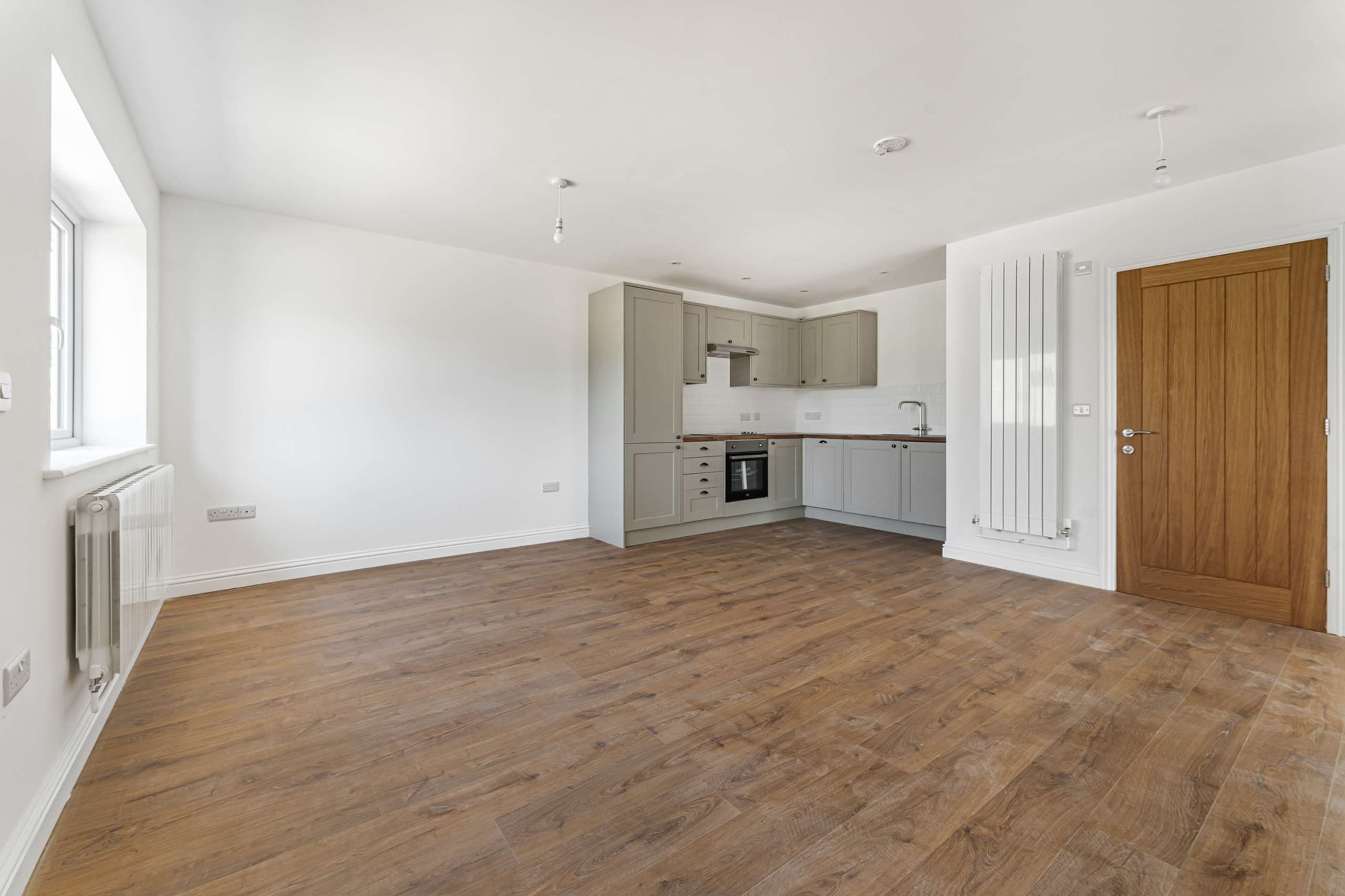 Living/Kitchen Area