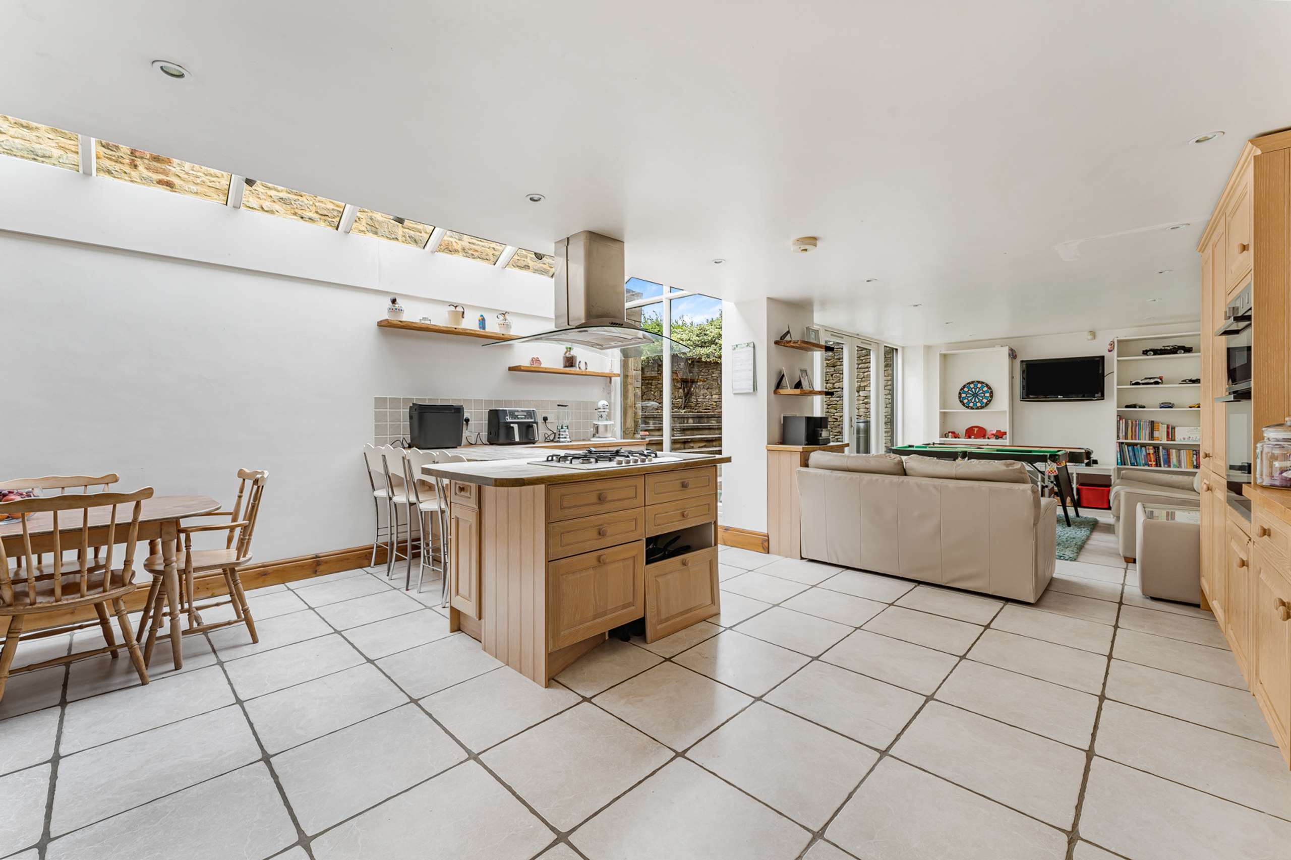 Lower Ground Floor Kitchen/Breakfast/Family Room