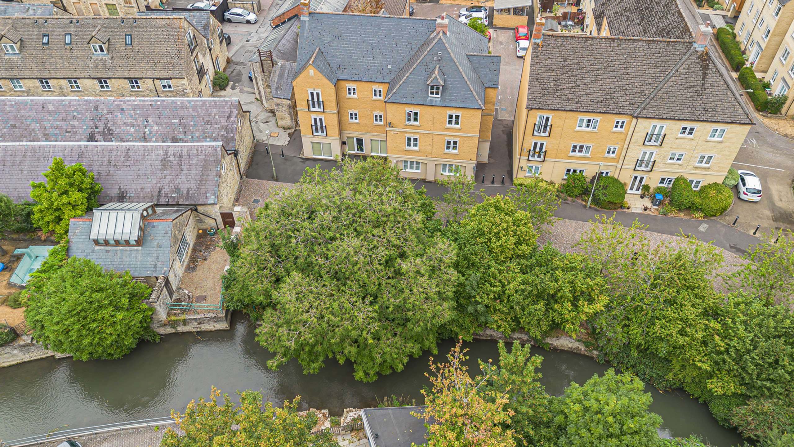 Weavers Bridge House