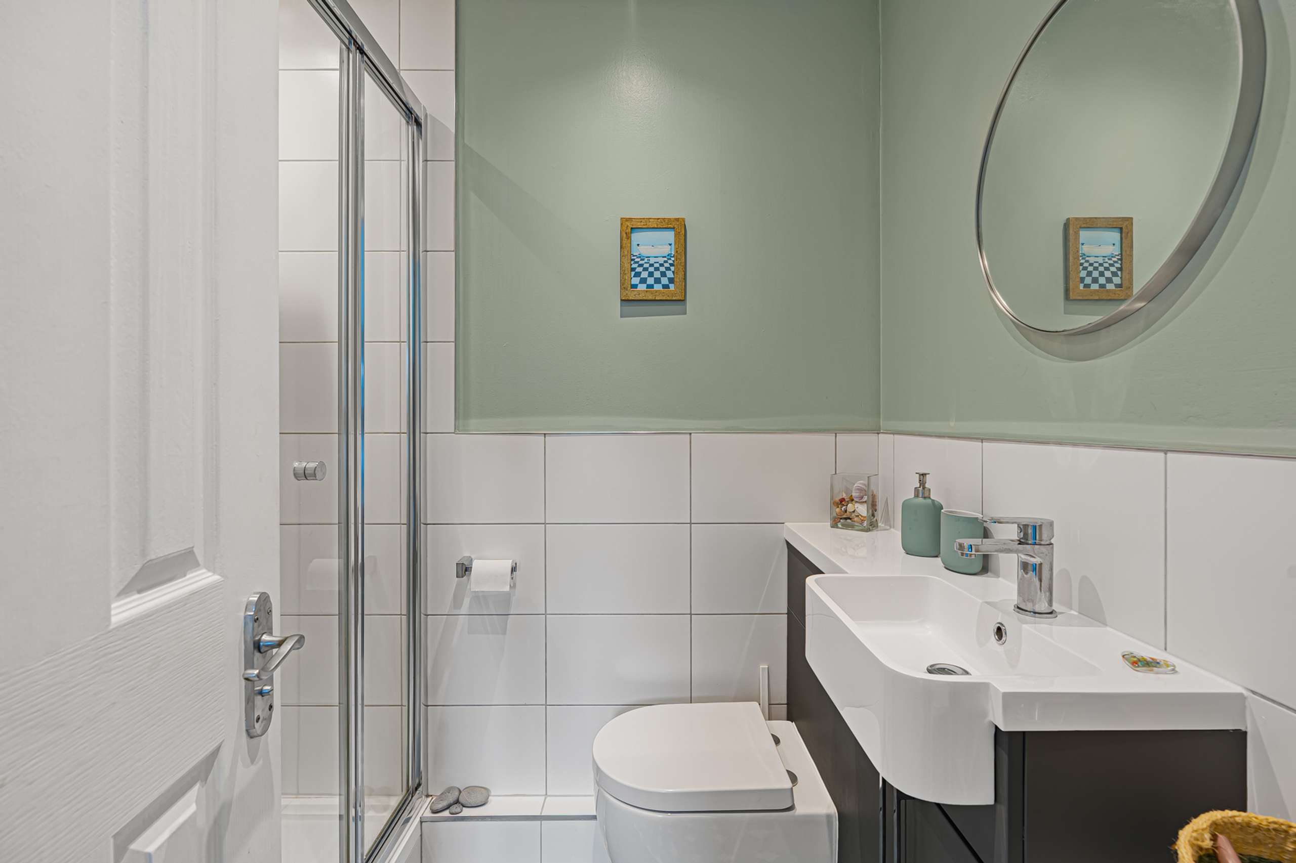 Ensuite