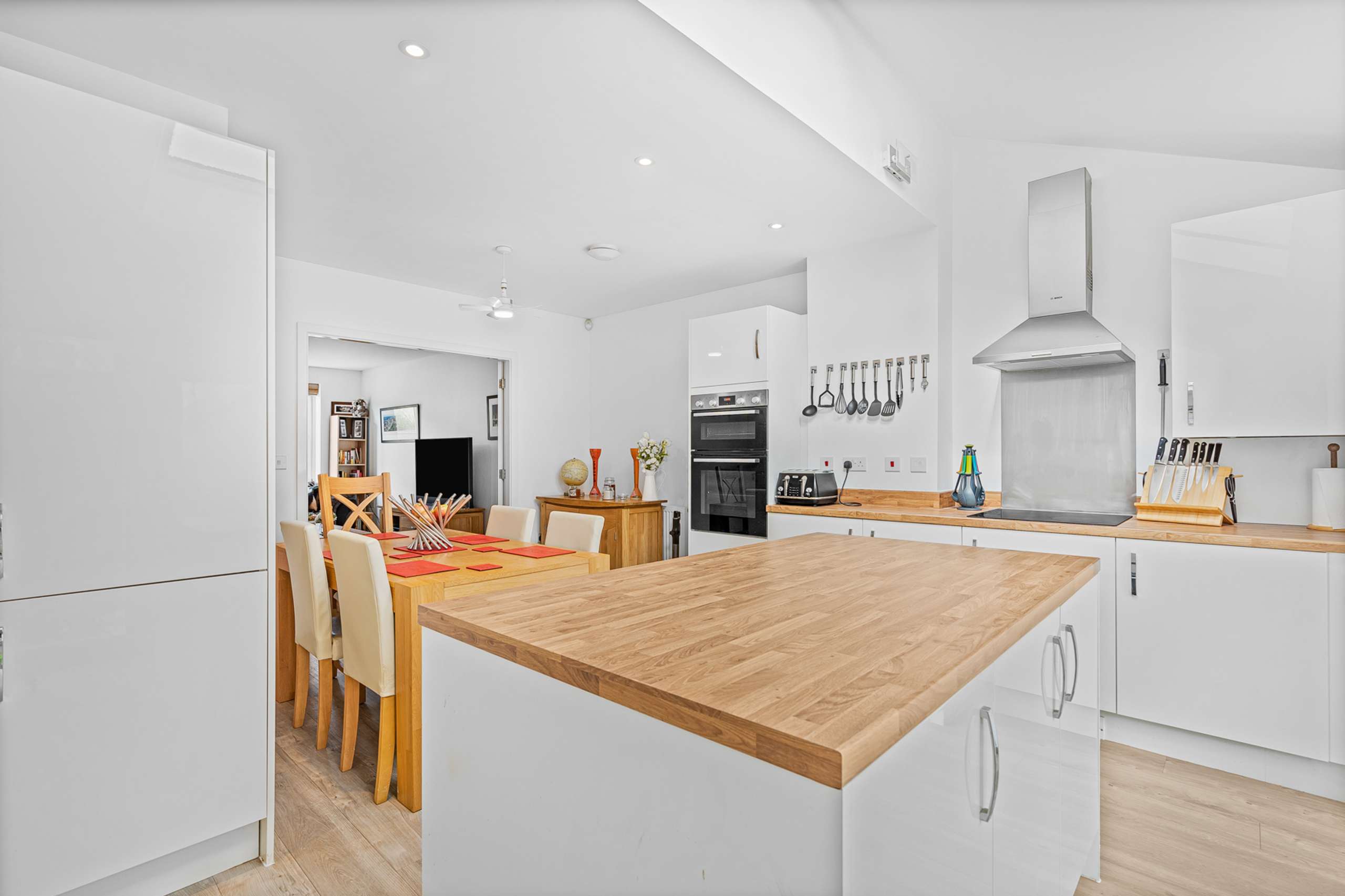Kitchen/Dining