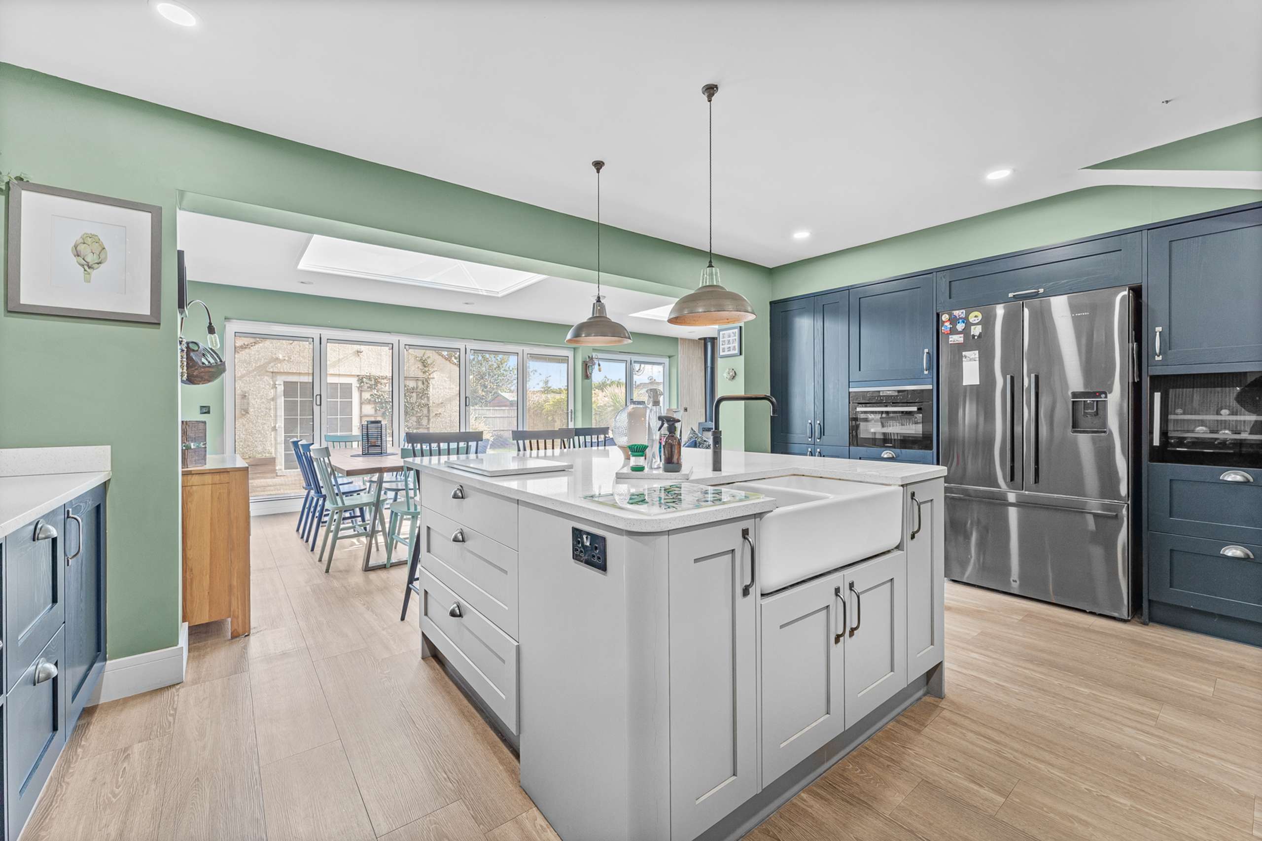 Kitchen/Dining Area