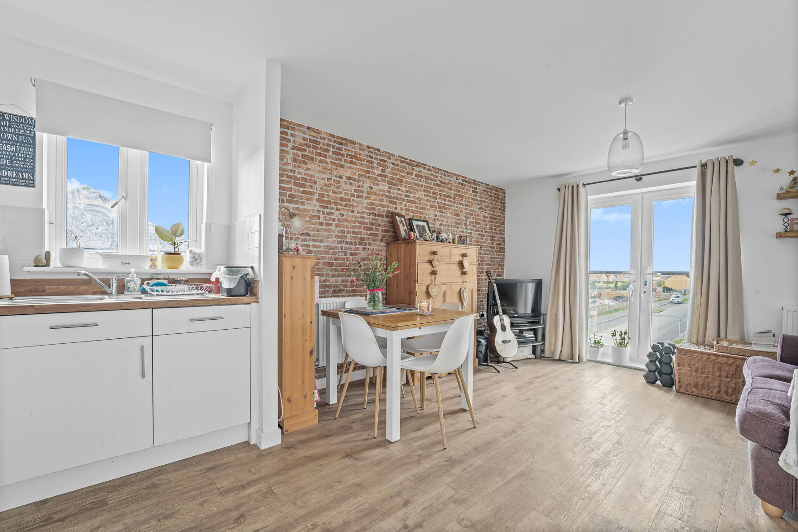 Open Plan Kitchen/Living Area