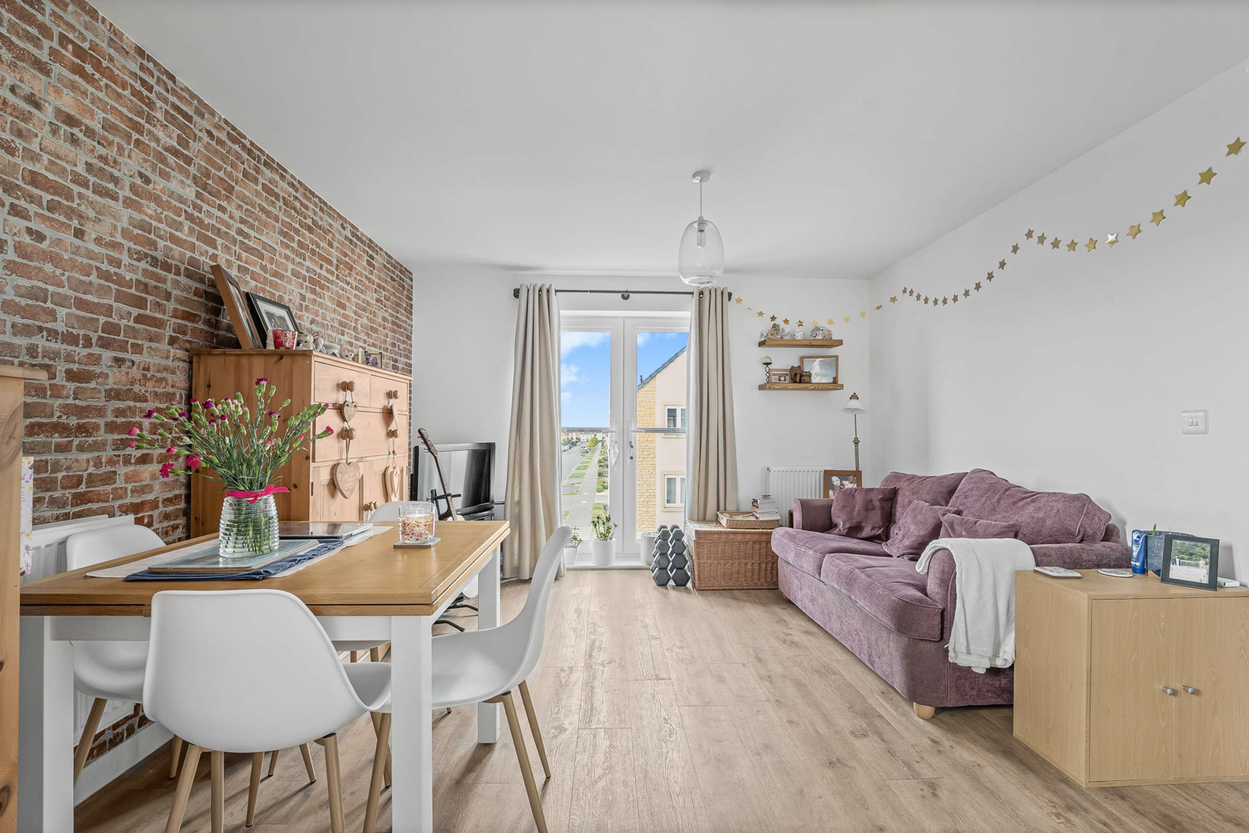 Living/Dining Area
