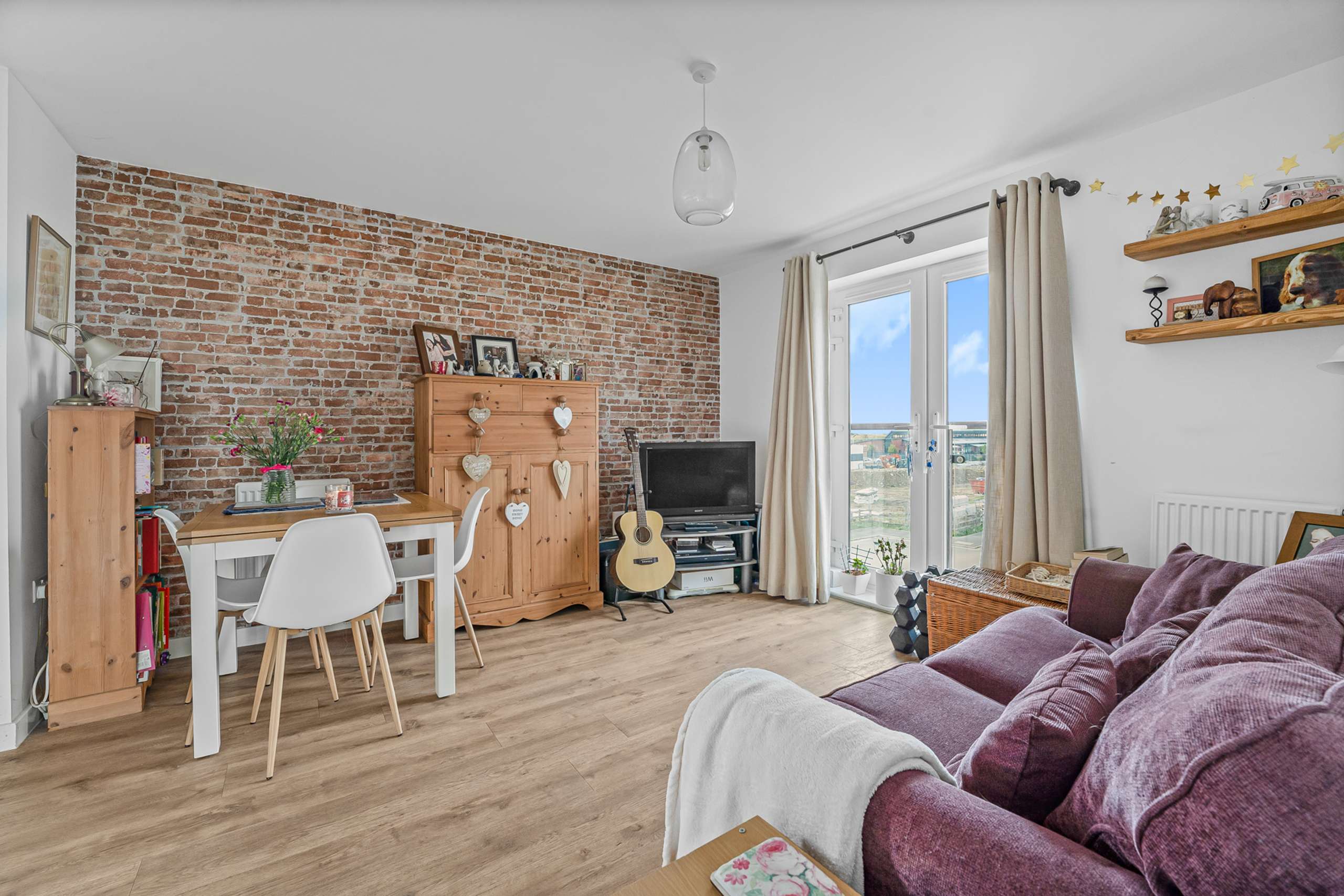 Living/Dining Area