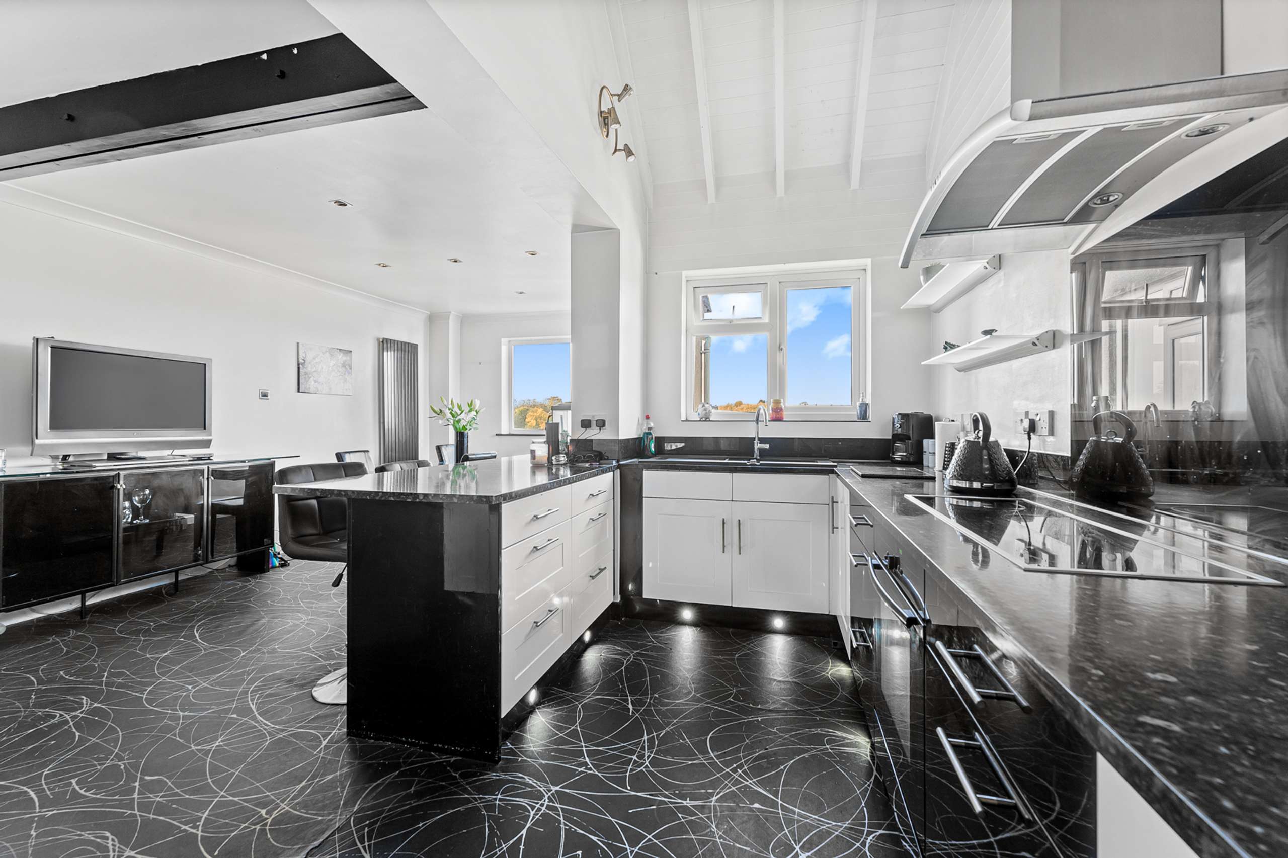 Kitchen/Breakfast/Dining