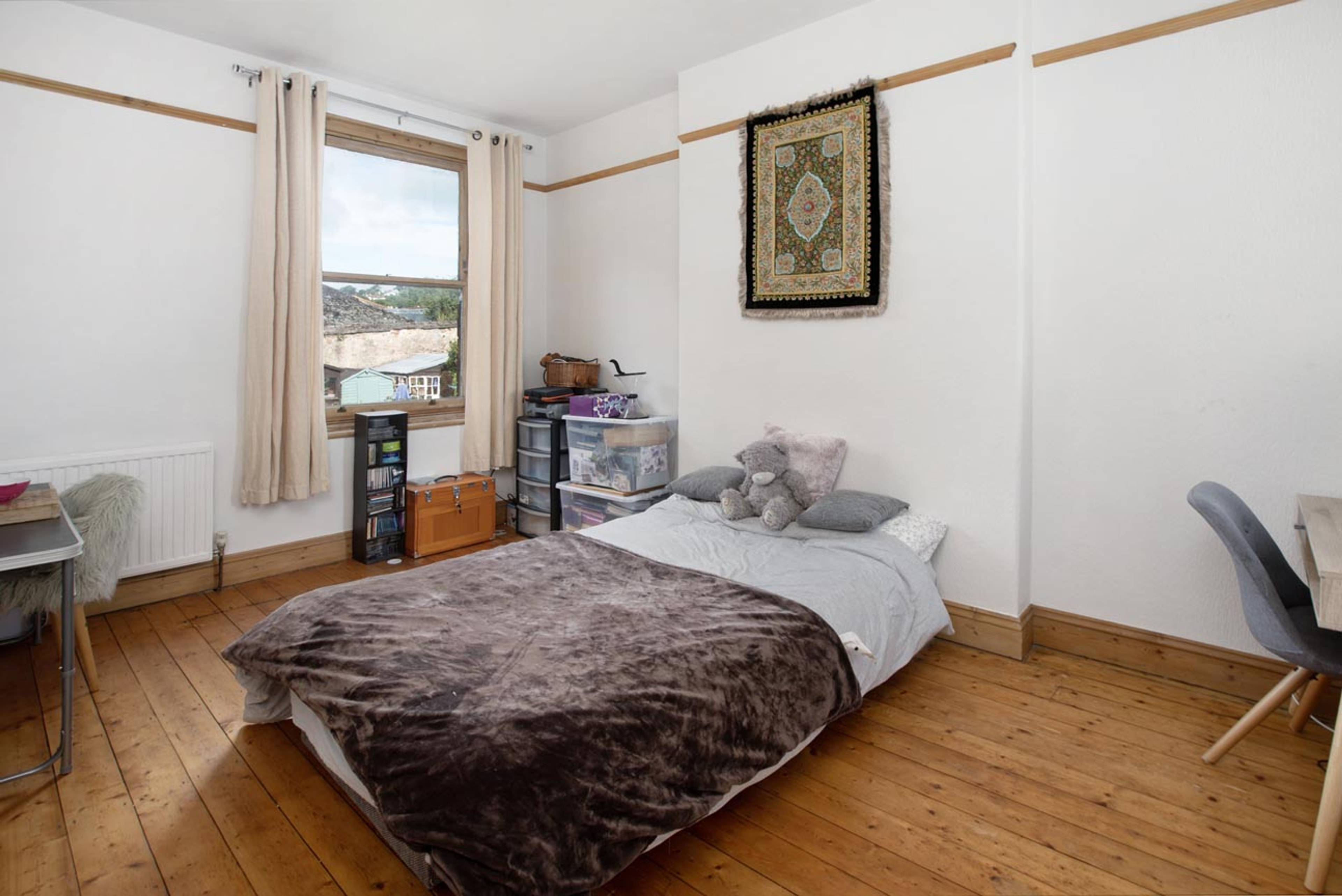 29 Dawlish Road, Teignmouth, TQ14 - 7