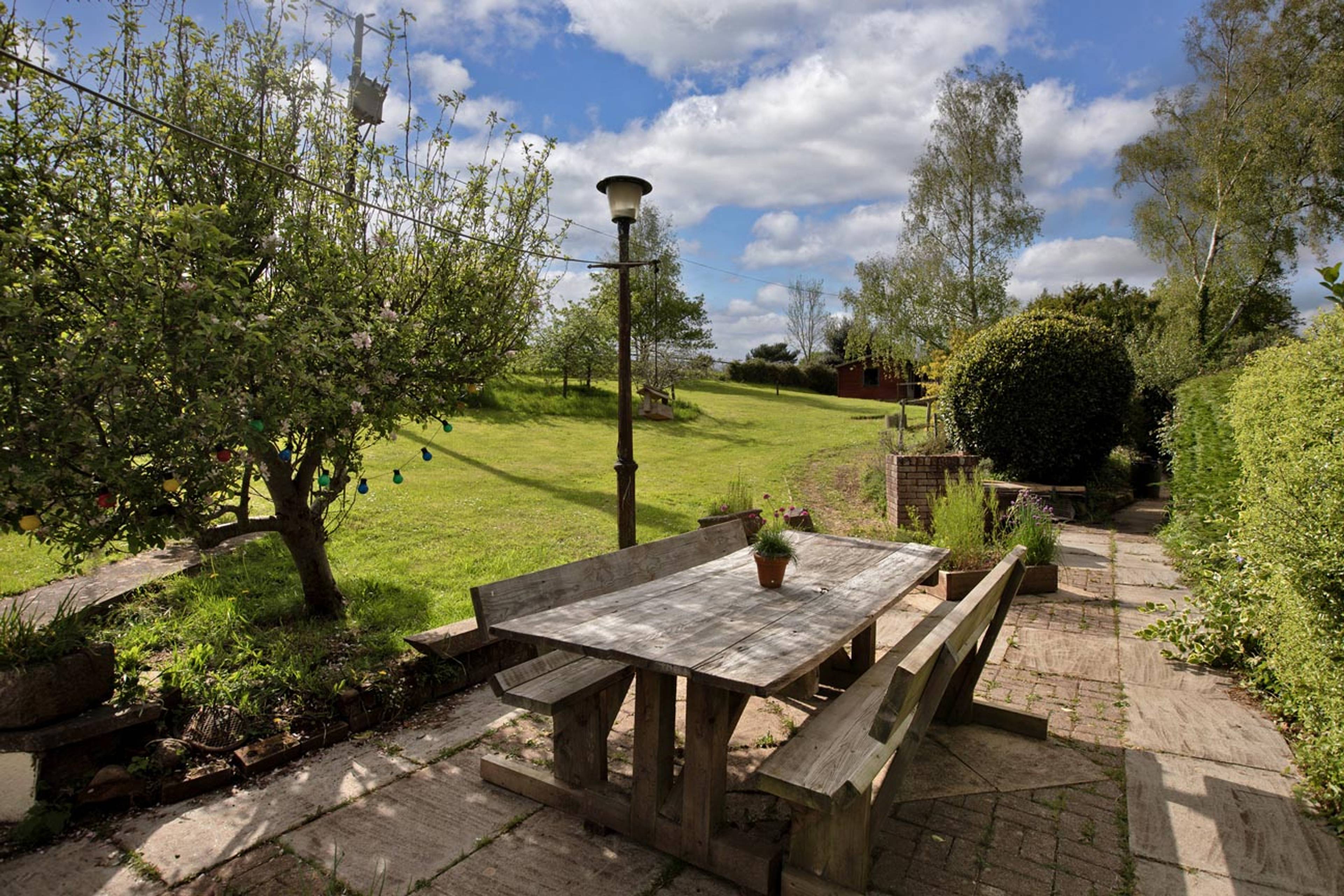 3 Buckland Barton Cottages, Newton Abbot, TQ12 - 2