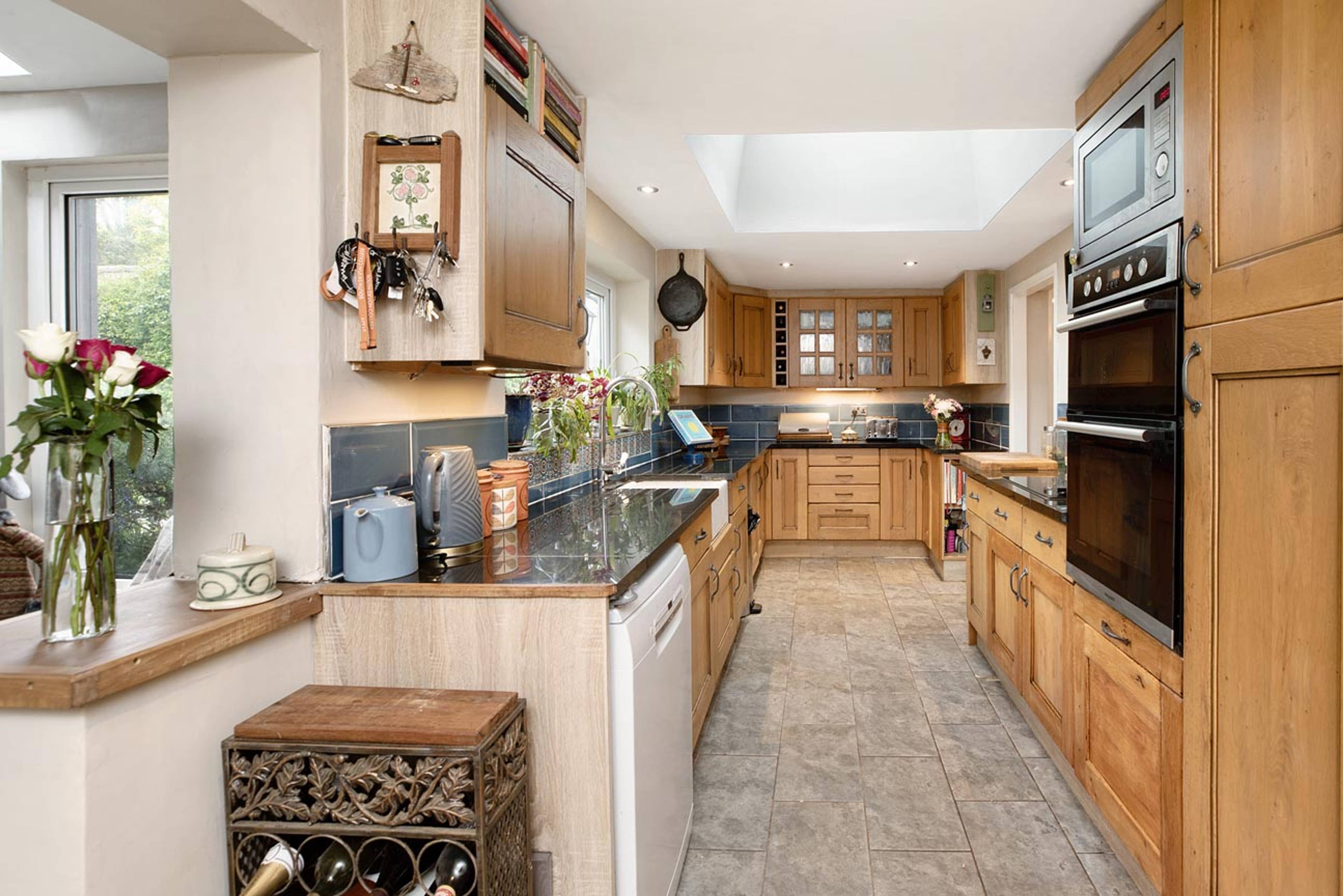 3 Buckland Barton Cottages, Newton Abbot, TQ12 - 8