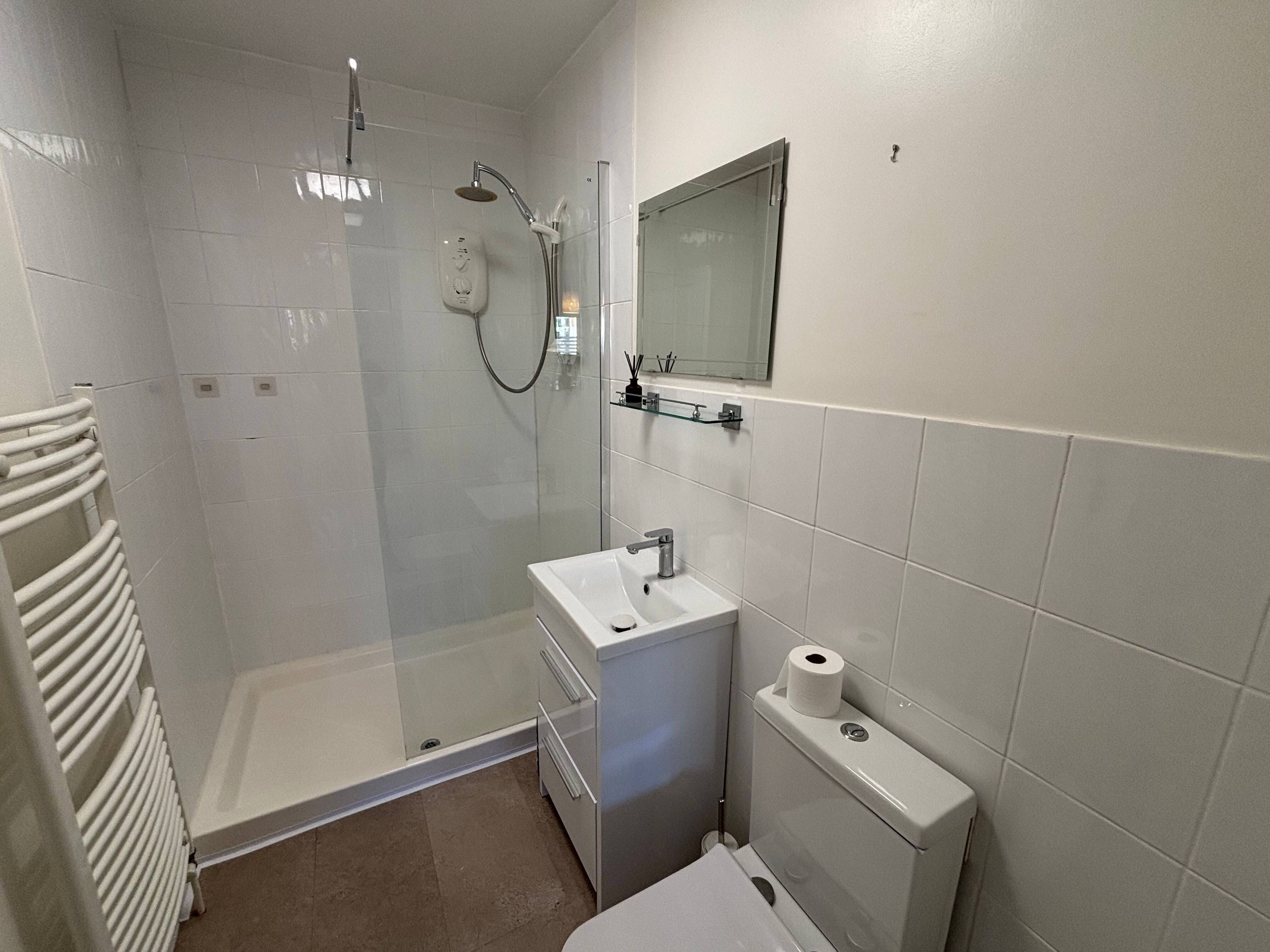 6 Brookfield Drive, Teignmouth, TQ14 - 8