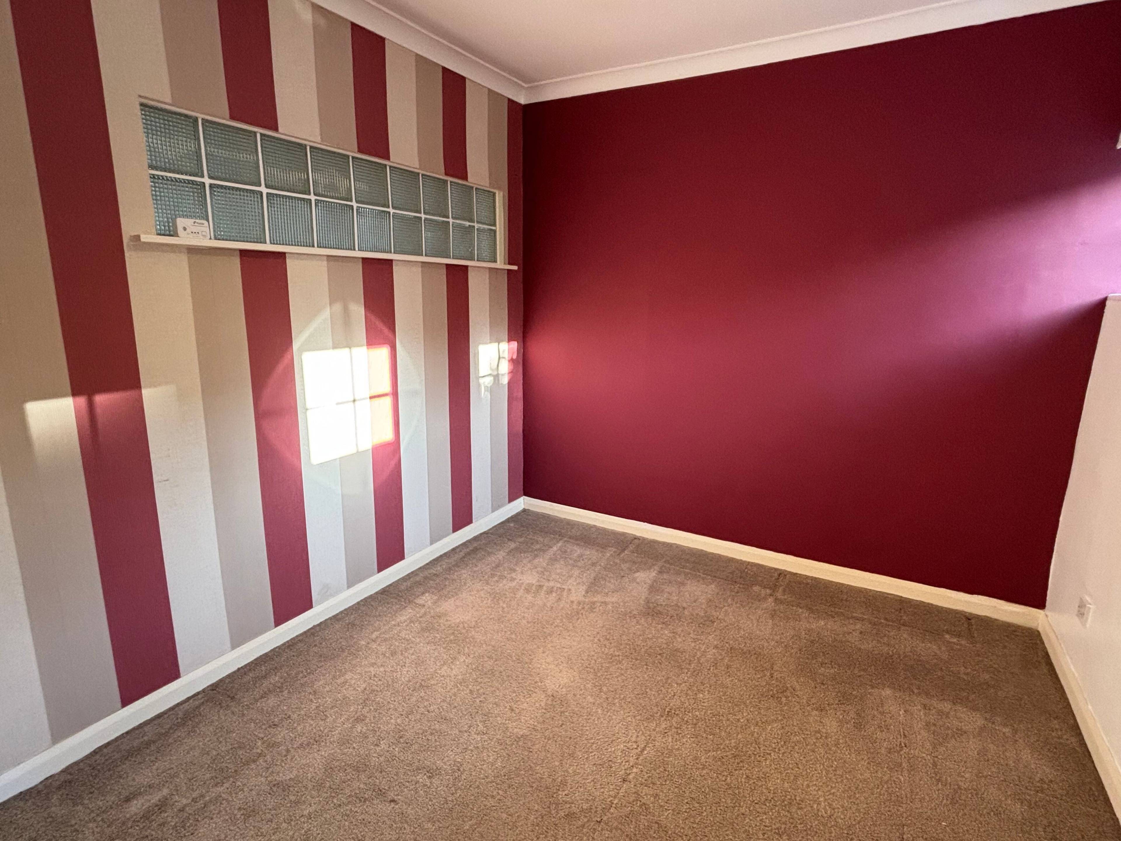 6 Brookfield Drive, Teignmouth, TQ14 - 10