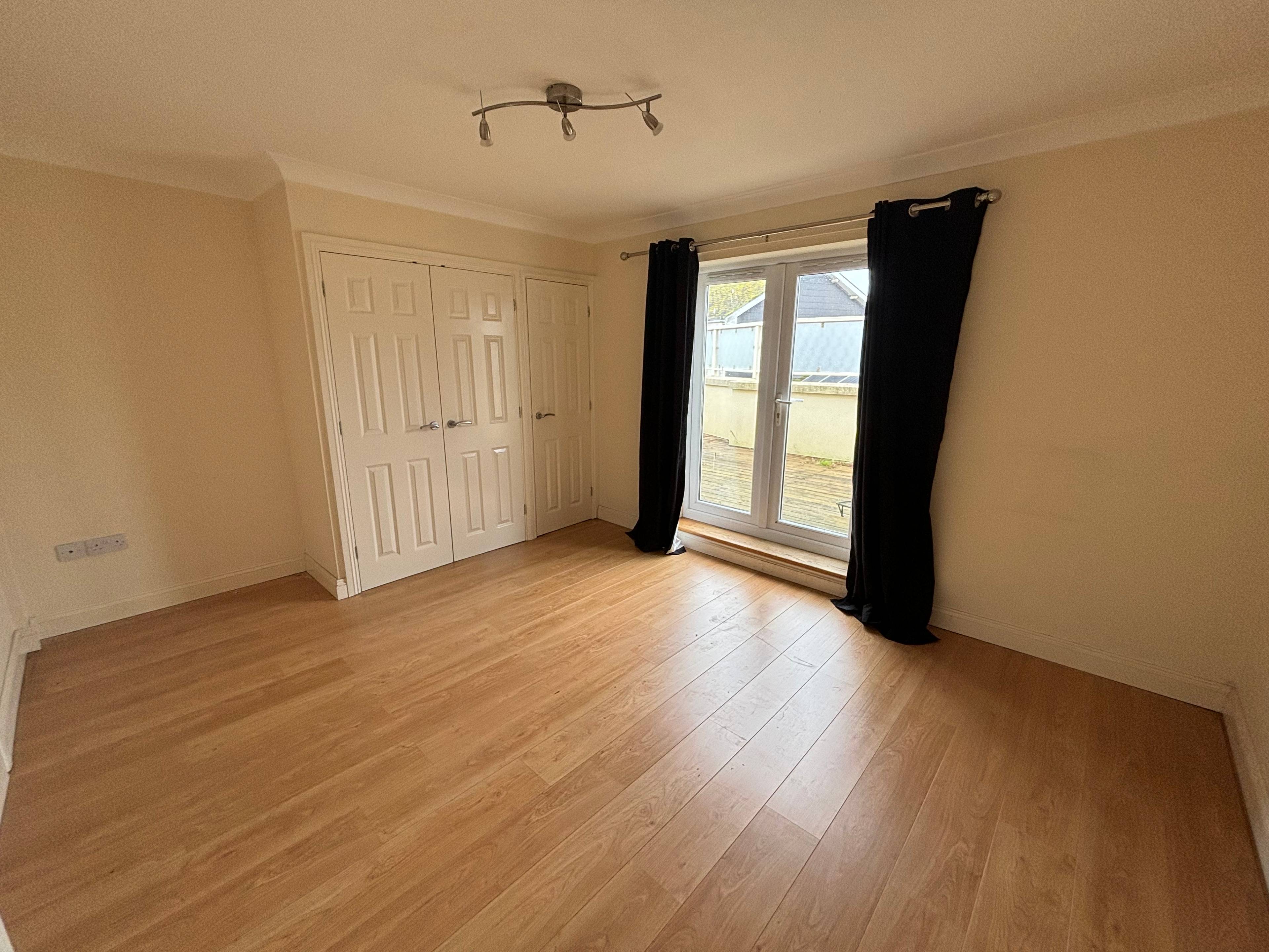Flat 9, Teignmouth, TQ14 - 5