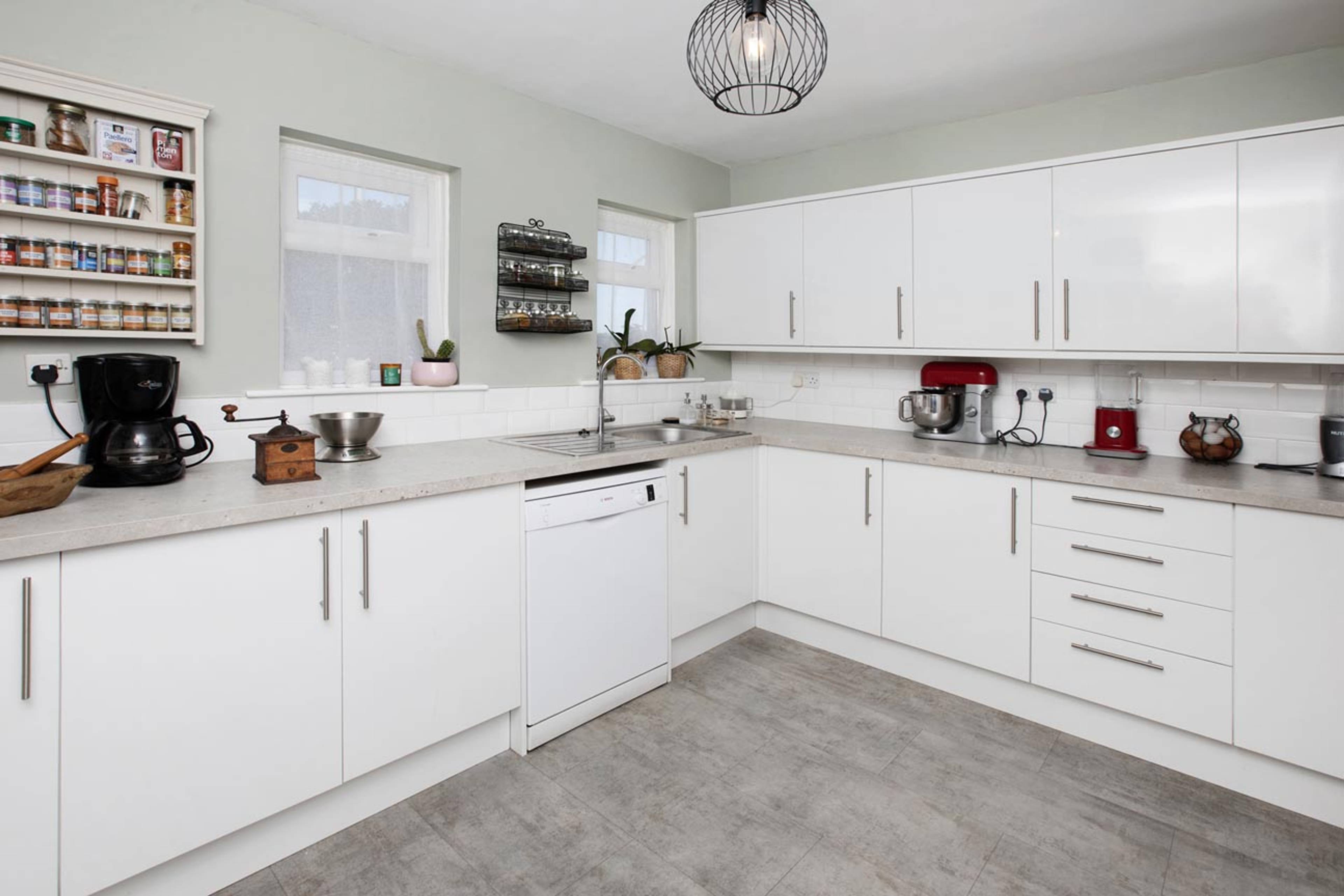 19a Badlake Hill, Dawlish, EX7 - 6