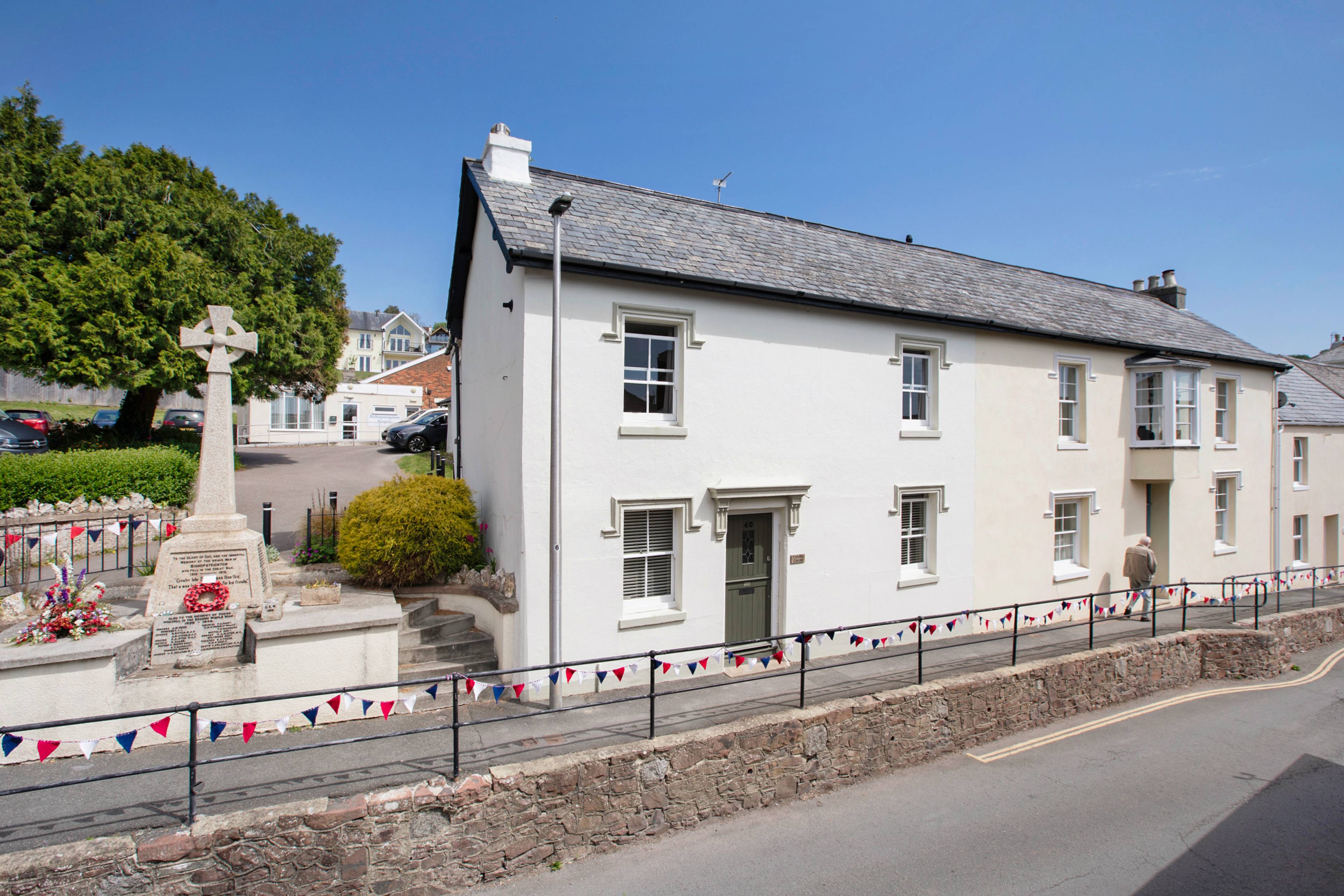 40 Fore Street, Bishopsteignton, TQ14 - 1