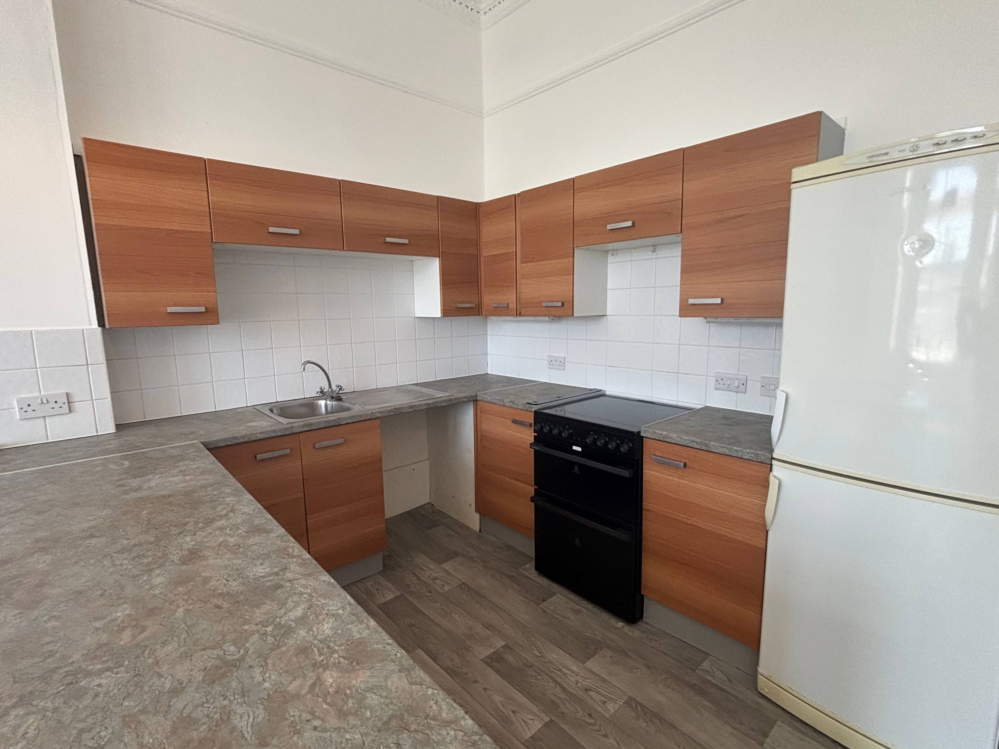 Orchard Gardens, Teignmouth, TQ14 - 3