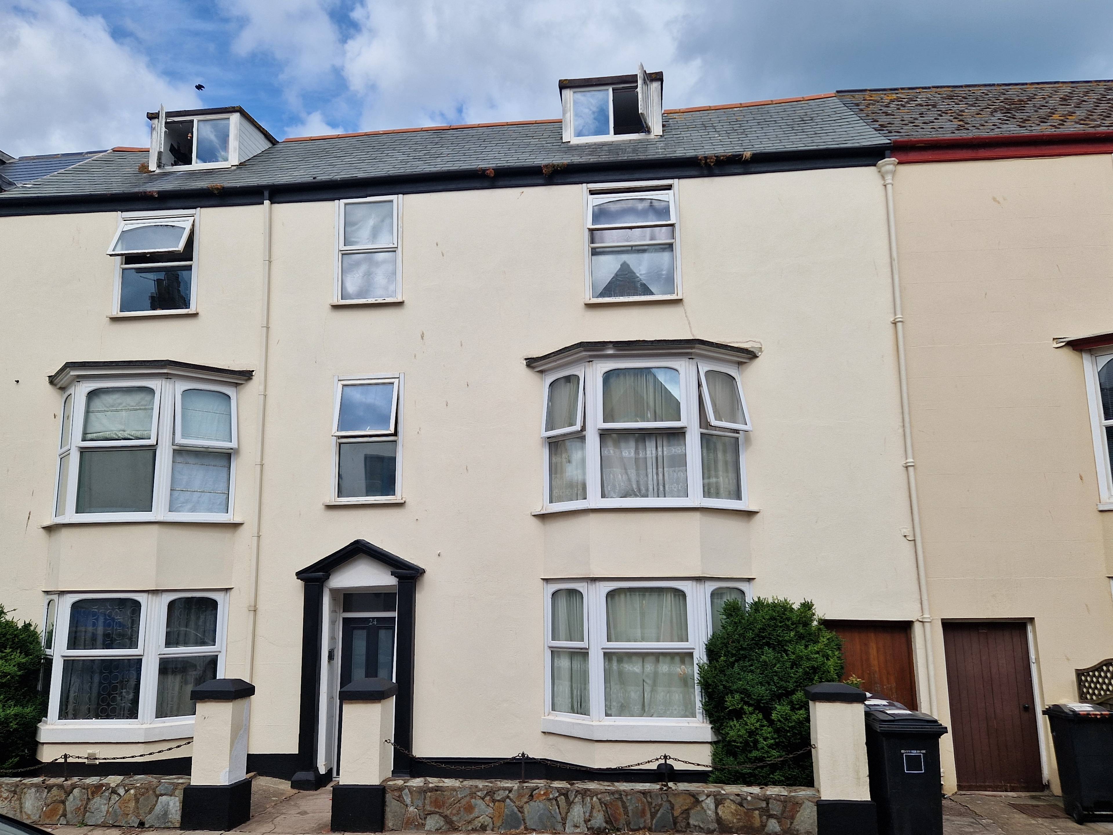24 Northumberland Place, Teignmouth, TQ14 - 1