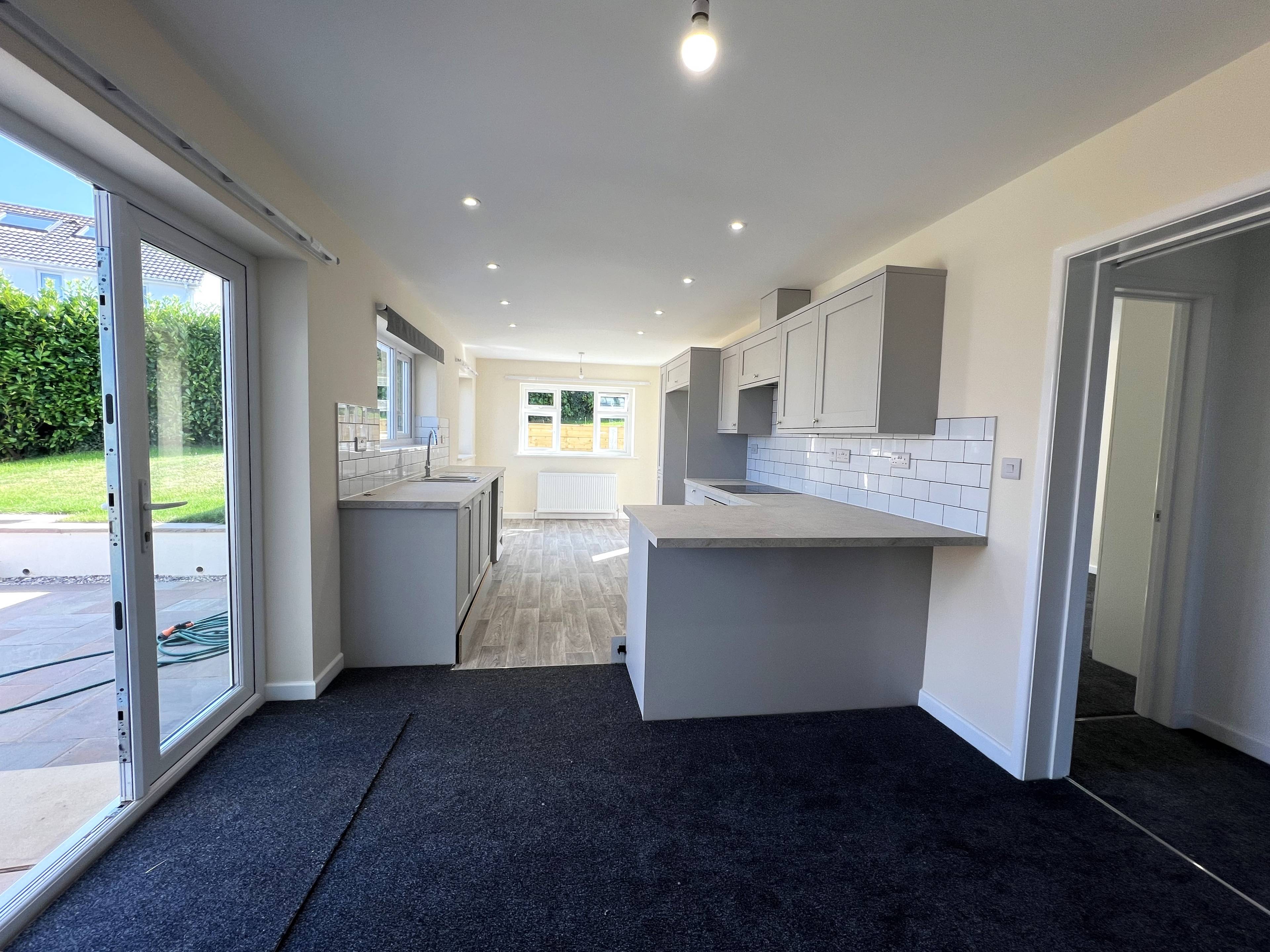 West Cliff Park Drive, Dawlish, EX7 - 5