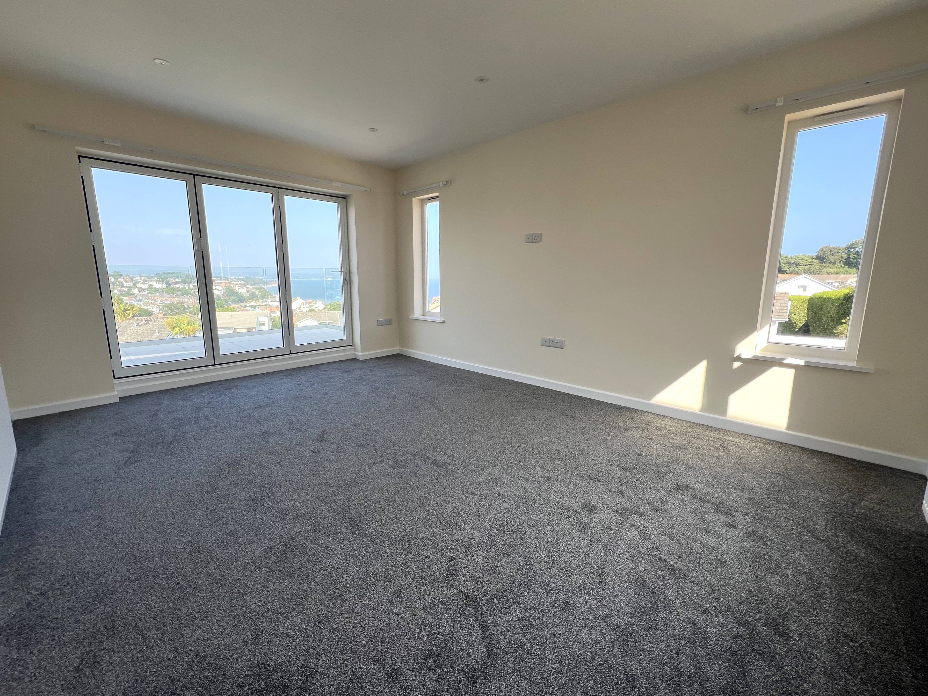 West Cliff Park Drive, Dawlish, EX7 - 3