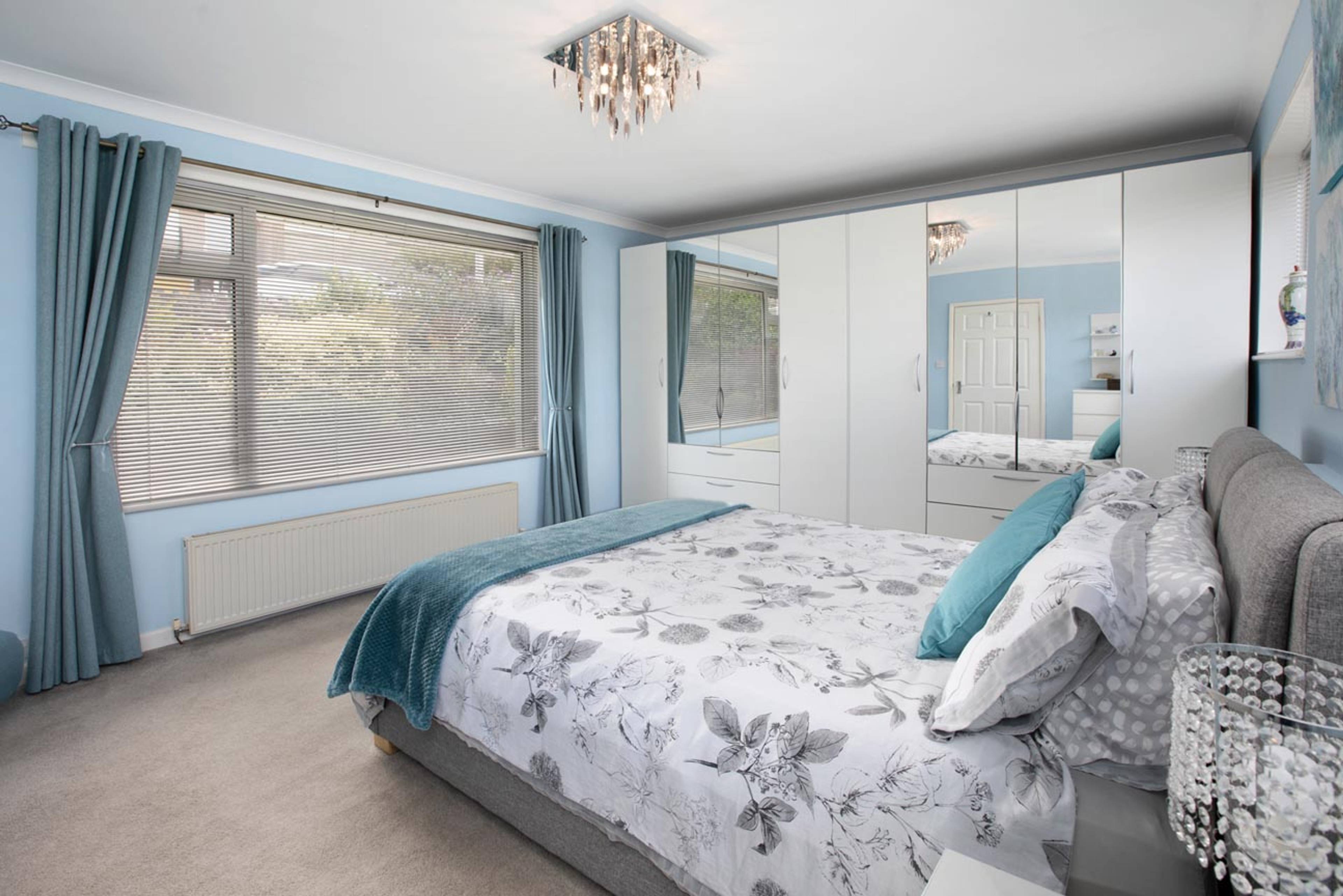 42 West Cliff Road, Dawlish, EX7 - 10
