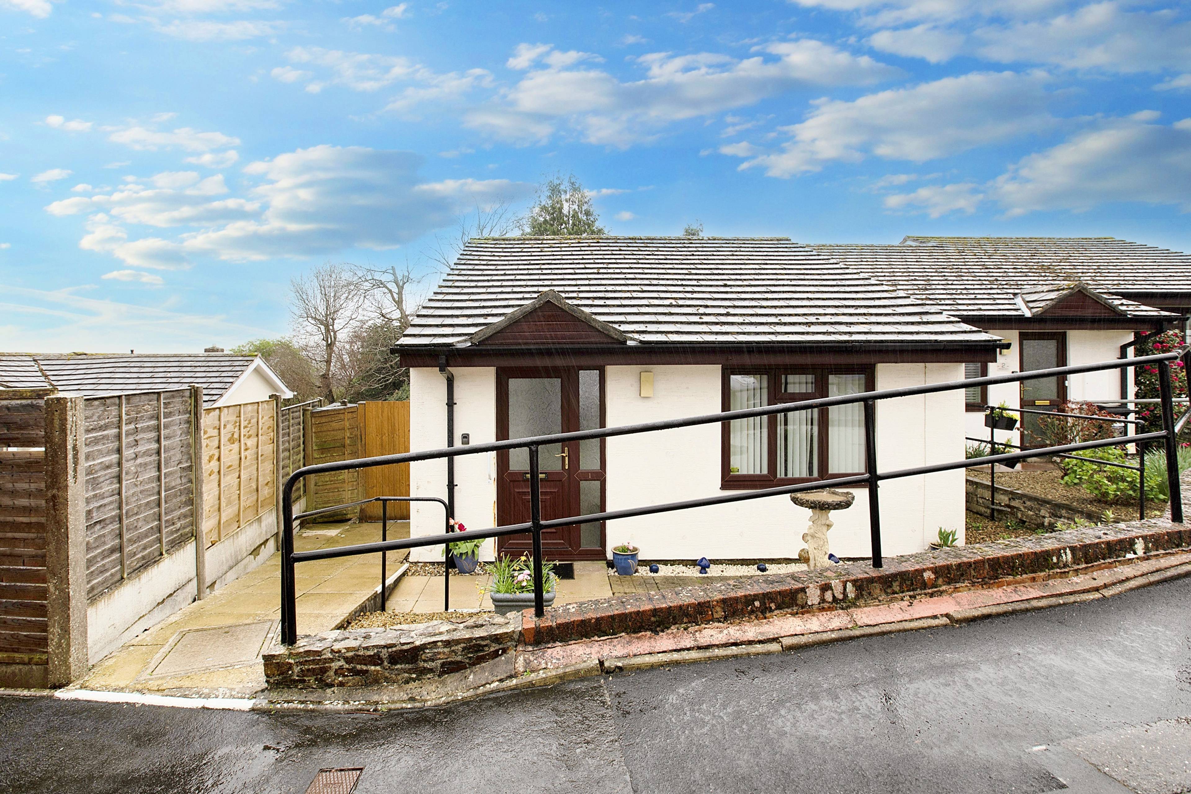 1 Bishops Court, Teignmouth, TQ14
