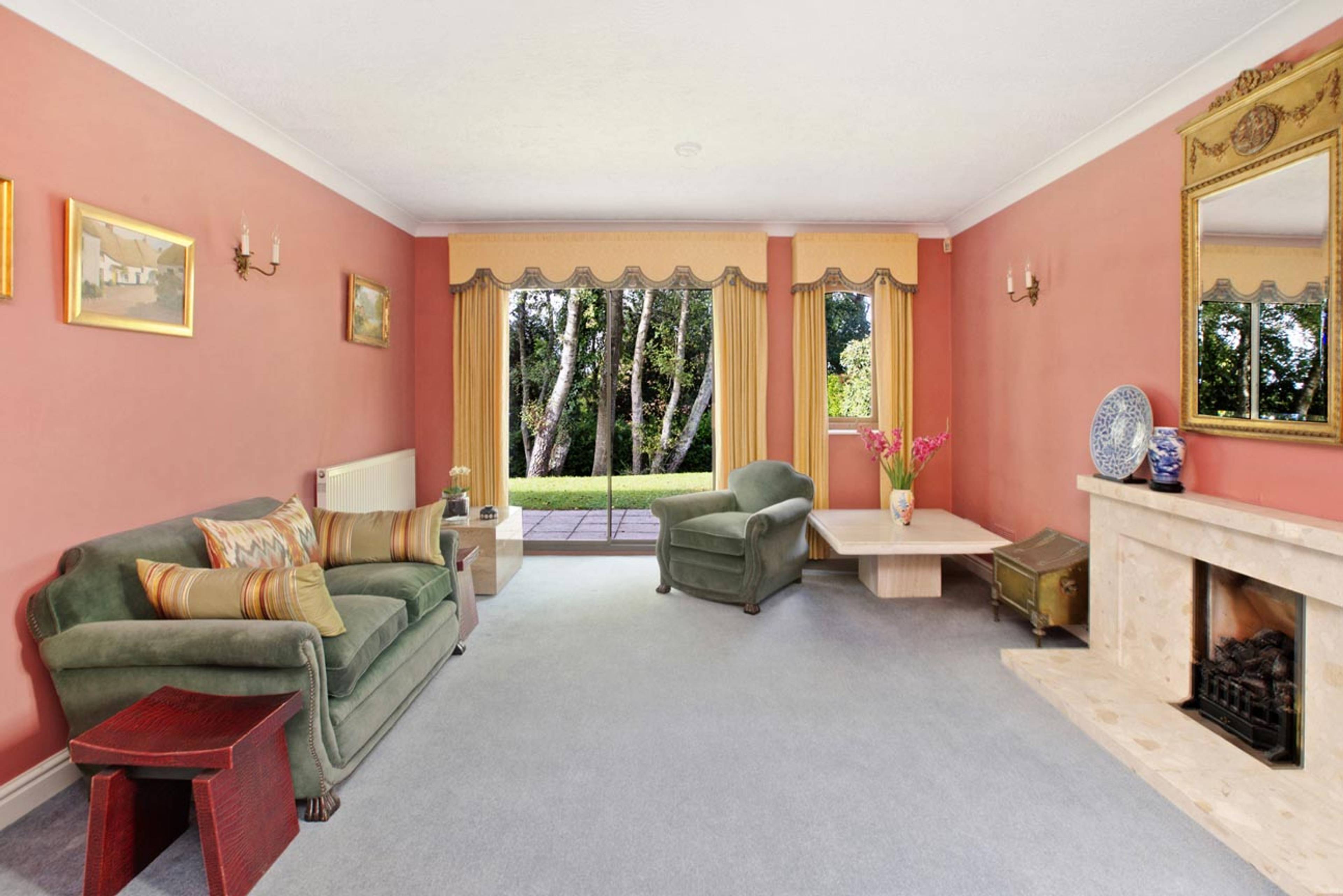 10 Alder Close, Newton Abbot, TQ12 - 8