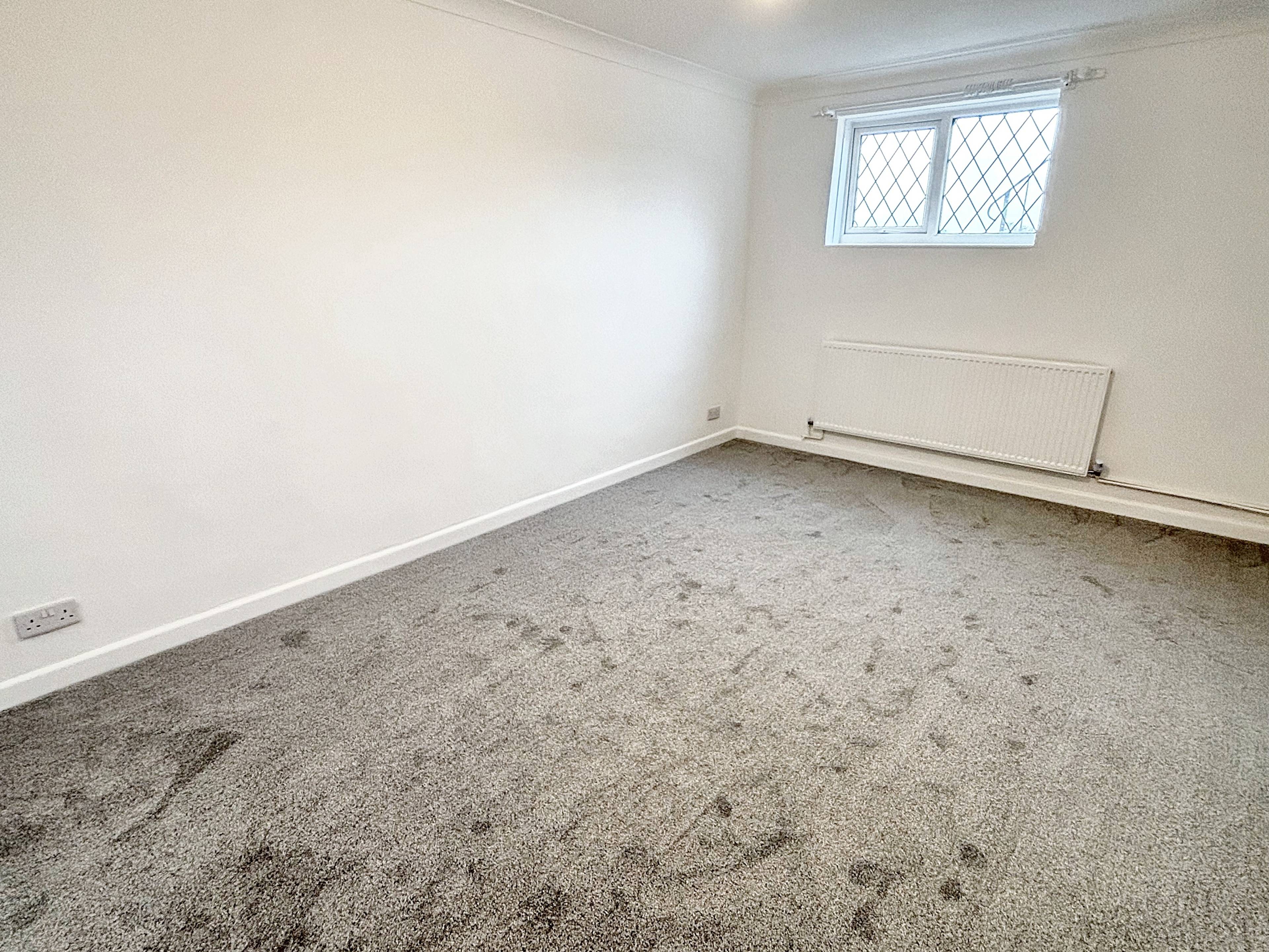 Gilbert Avenue, Teignmouth, TQ14 - 8