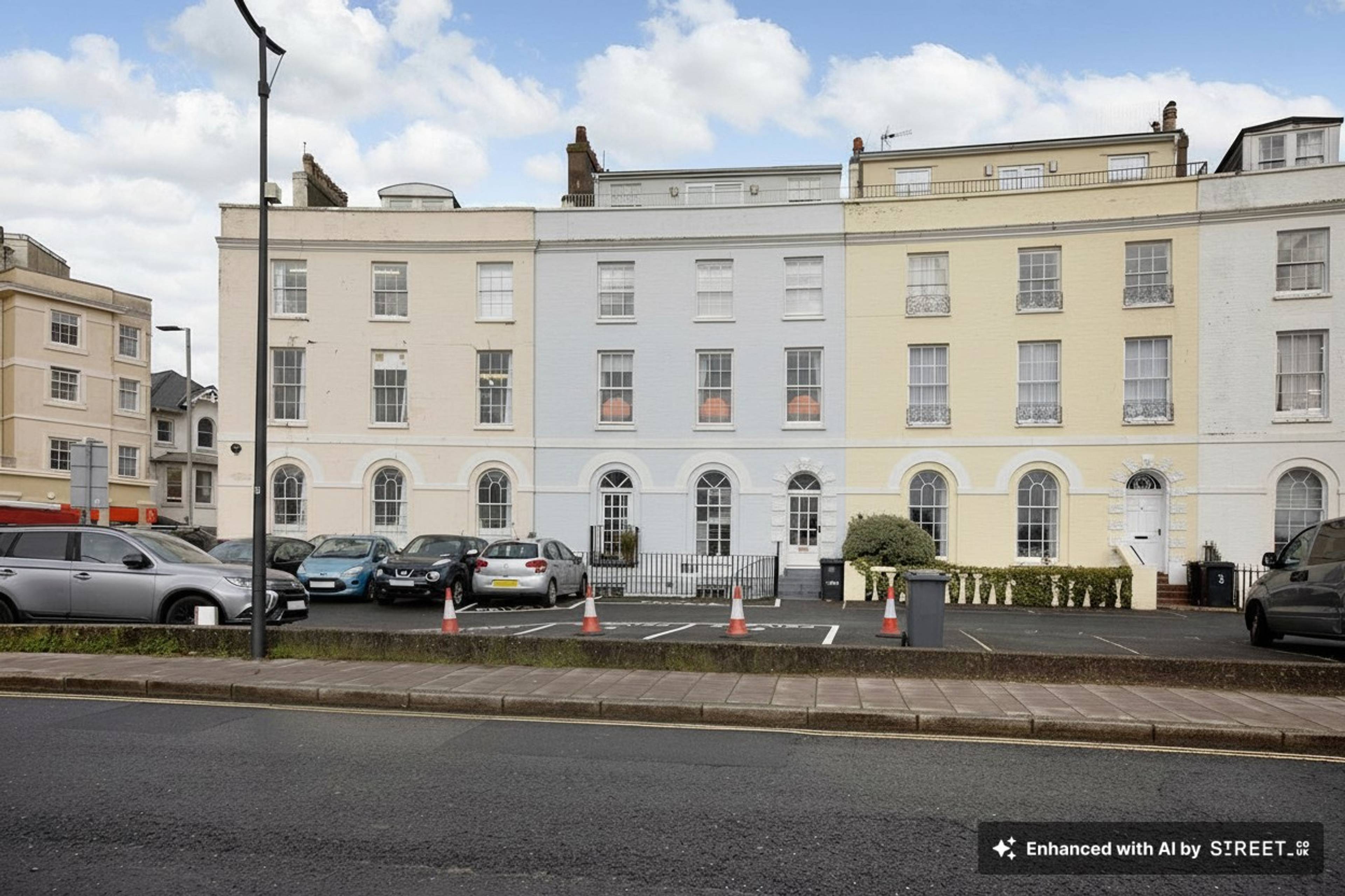 Flat 1, Teignmouth, TQ14