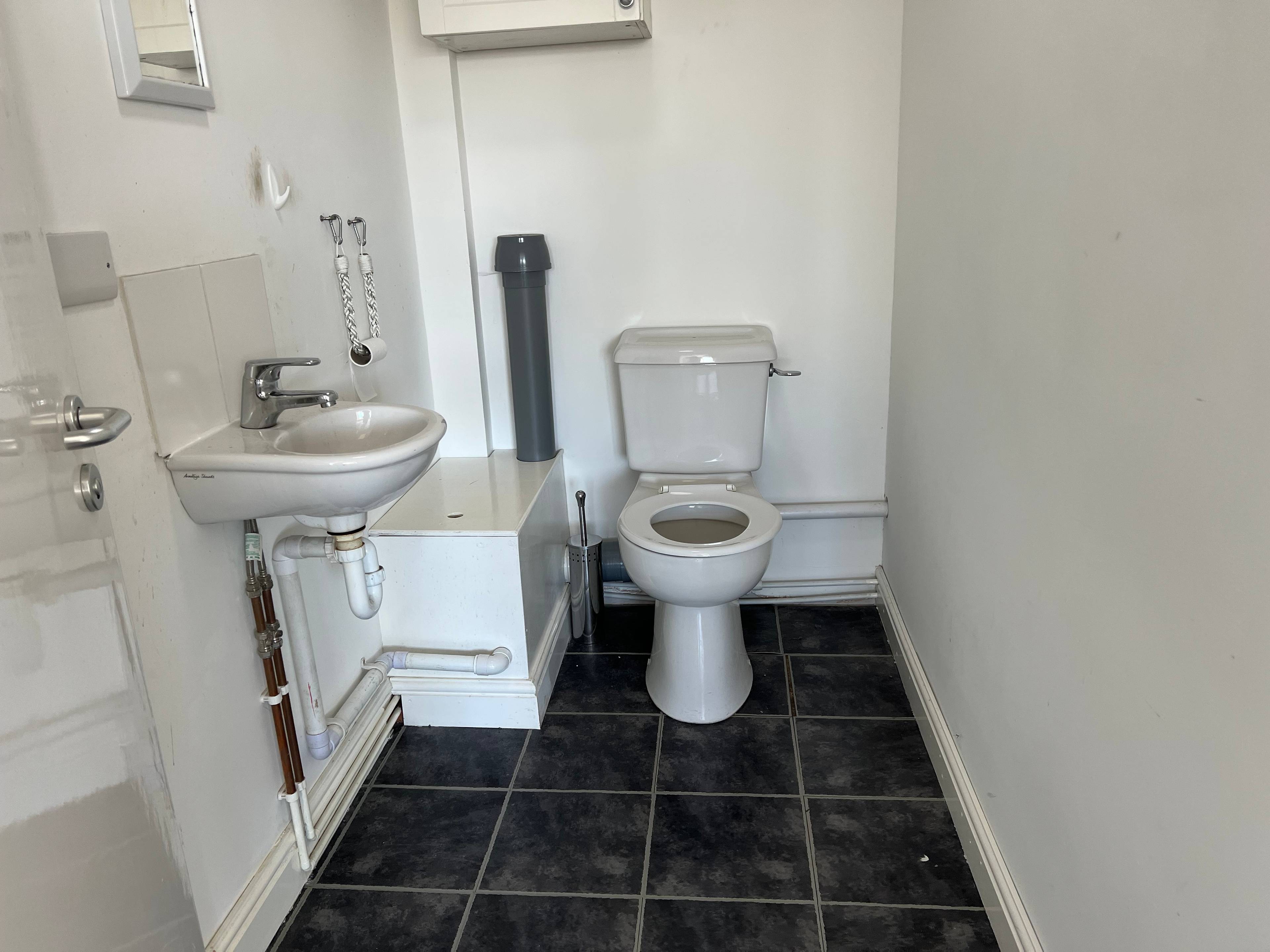 Phillips House, Unit 2, Dawlish, EX7 - 7