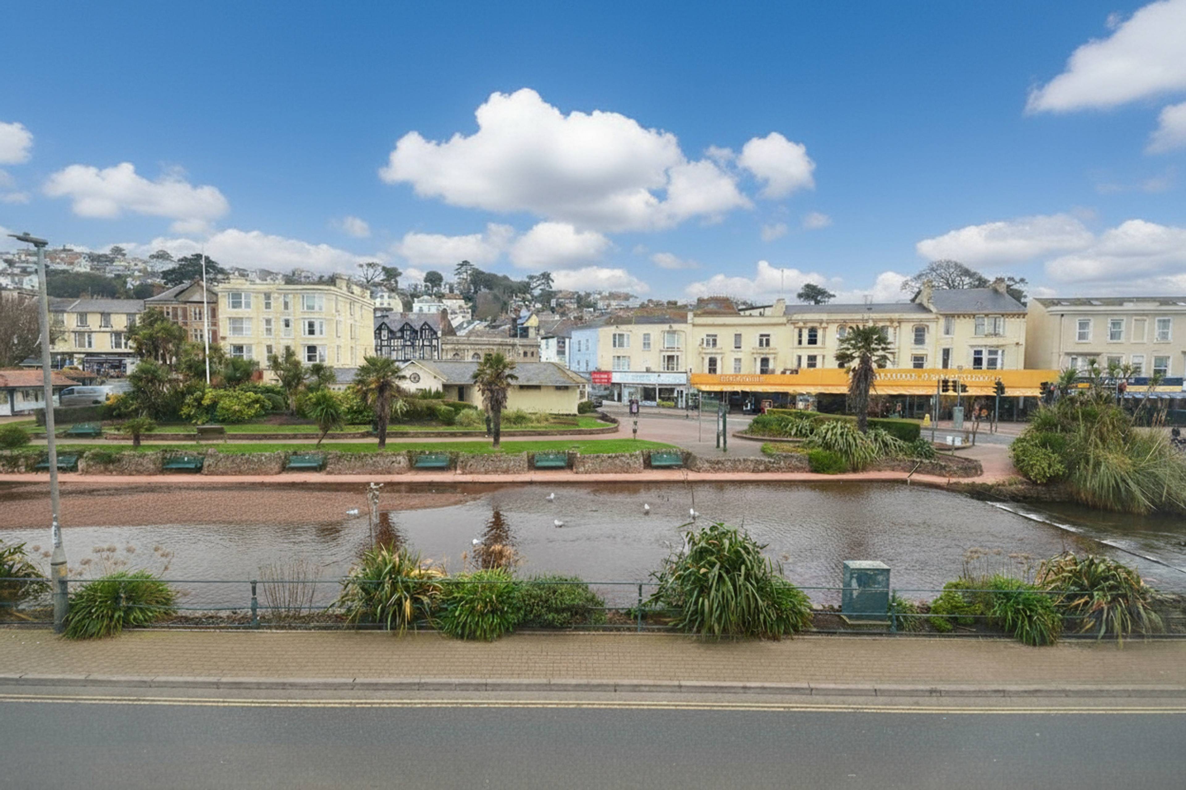 26a Brunswick Place, Dawlish, EX7 - 7