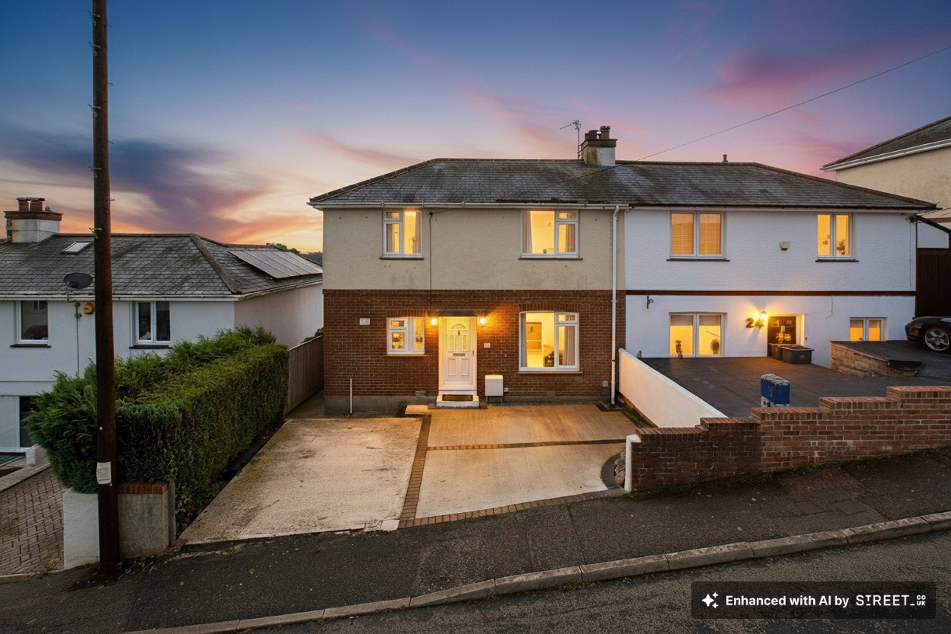 Hutchings Way, Teignmouth, TQ14