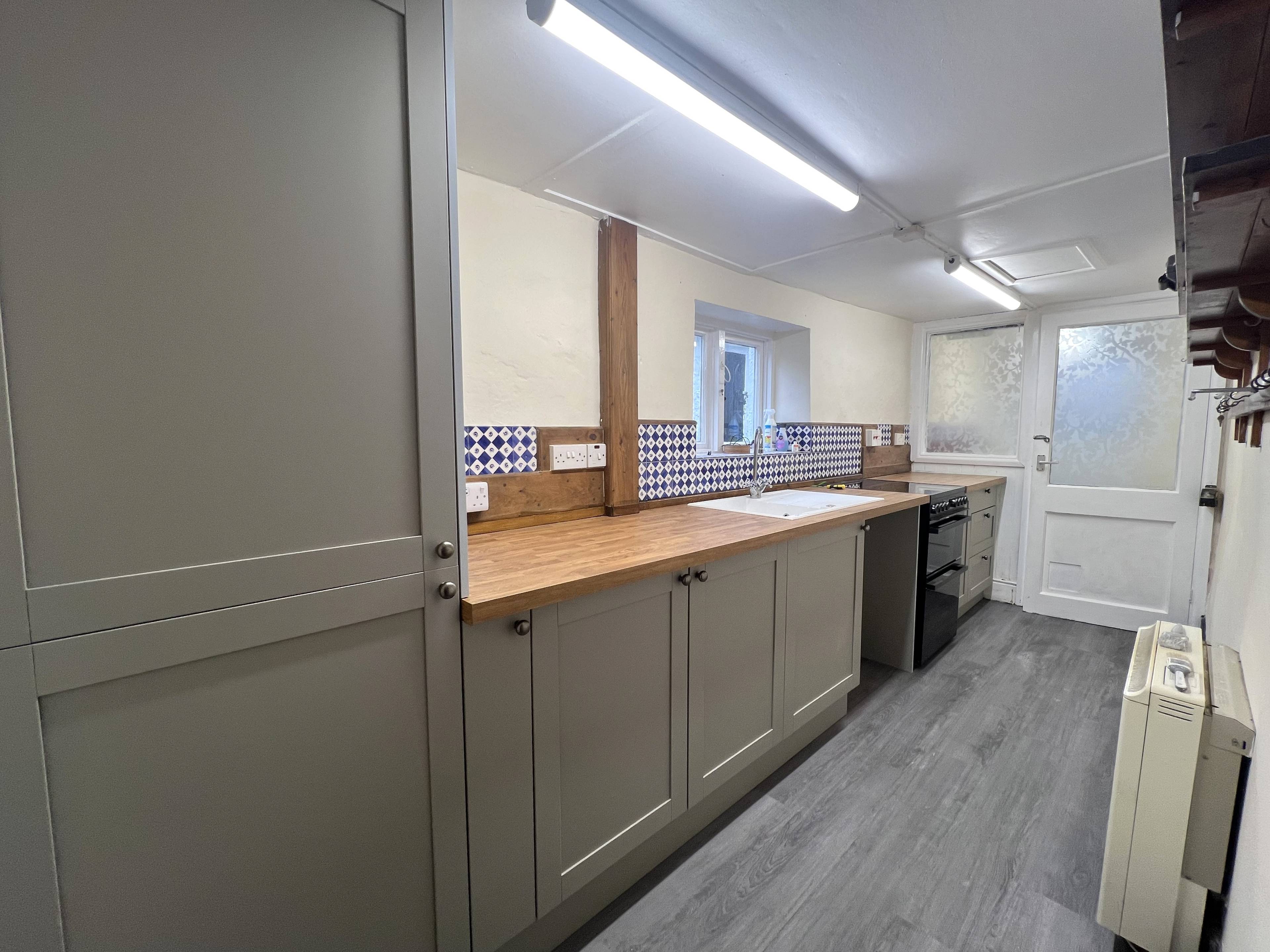 Radway Street, Bishopsteignton, TQ14 - 5