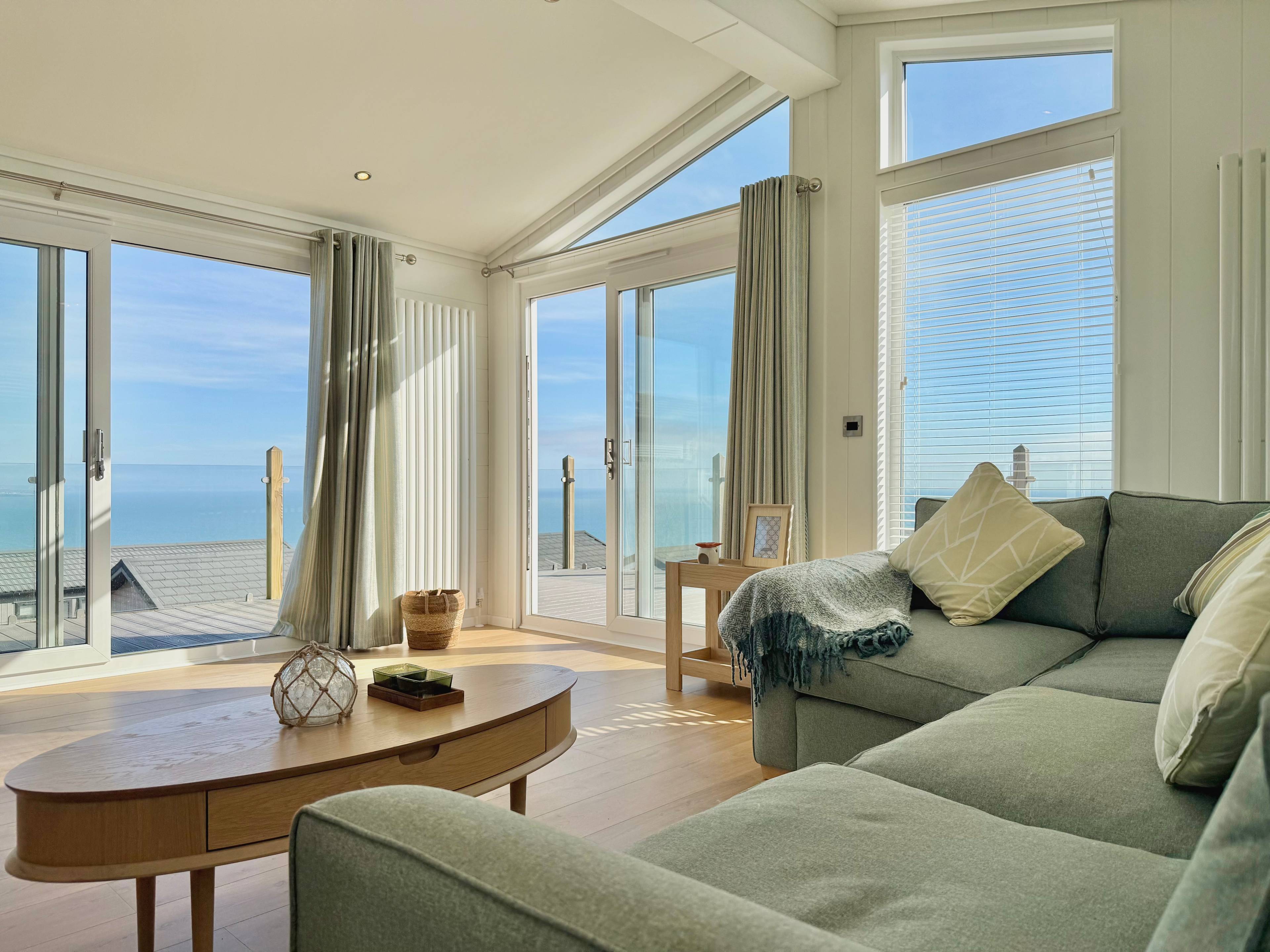 Sandy Lane 11, Coast View Holiday Park, Torquay Road, Shaldon, TQ14 - 5