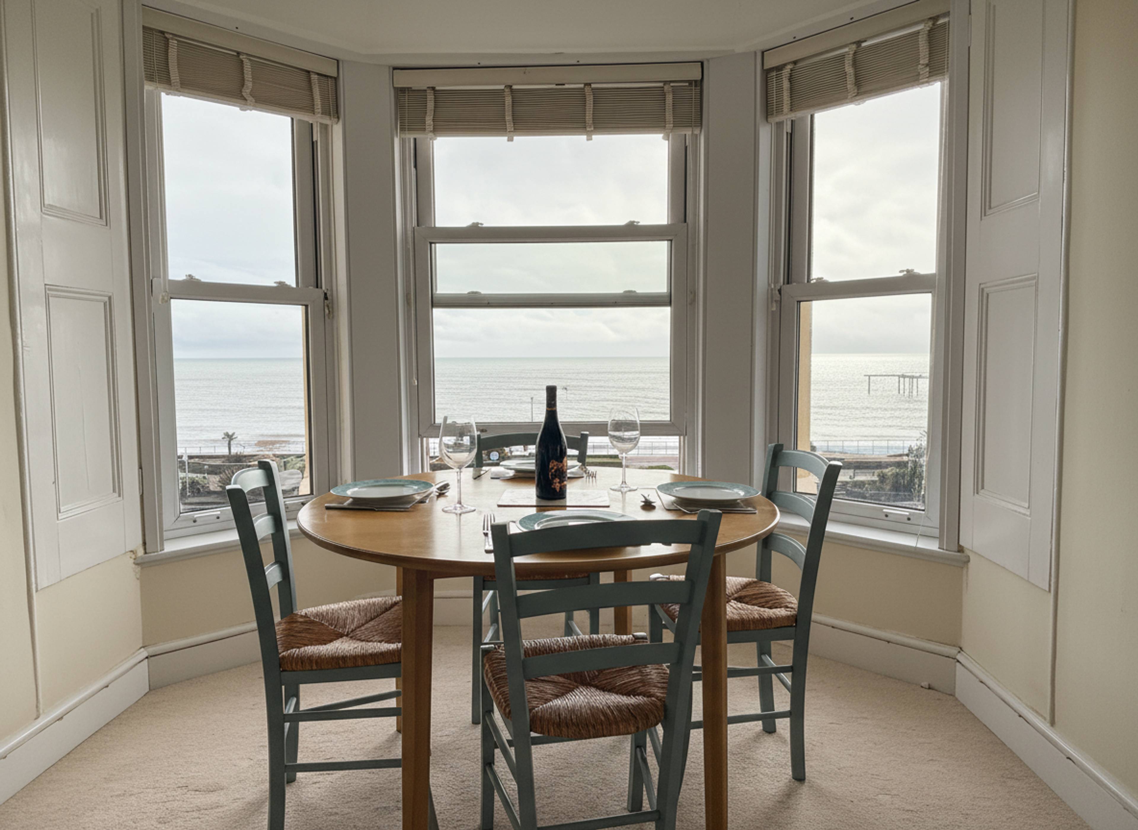 7 The Courtenay Courtenay Place, Teignmouth, TQ14 - 3